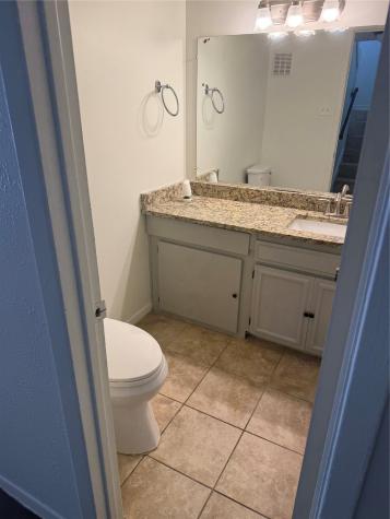 2016 Westbain Drive Arlington TX 76015