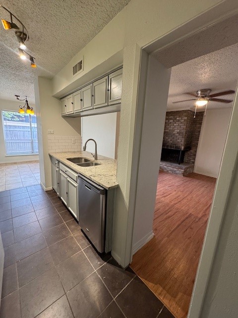 2016 Westbain Drive Arlington TX 76015
