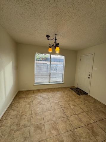 2016 Westbain Drive Arlington TX 76015