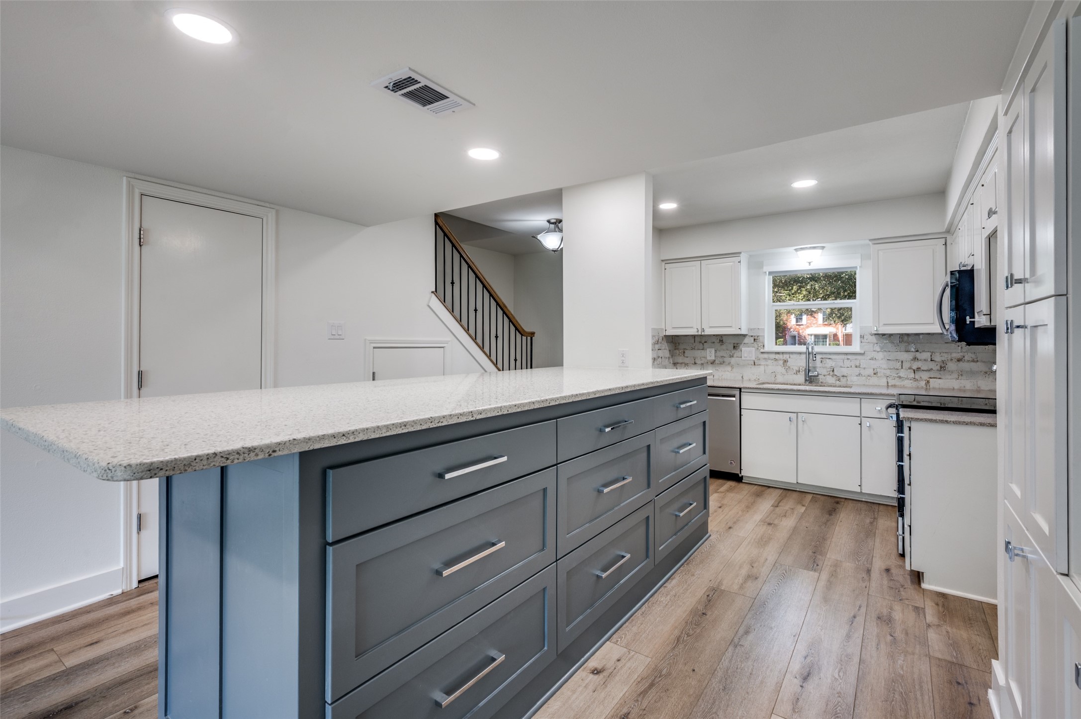 1257 Roaring Springs Road Fort Worth TX 76114