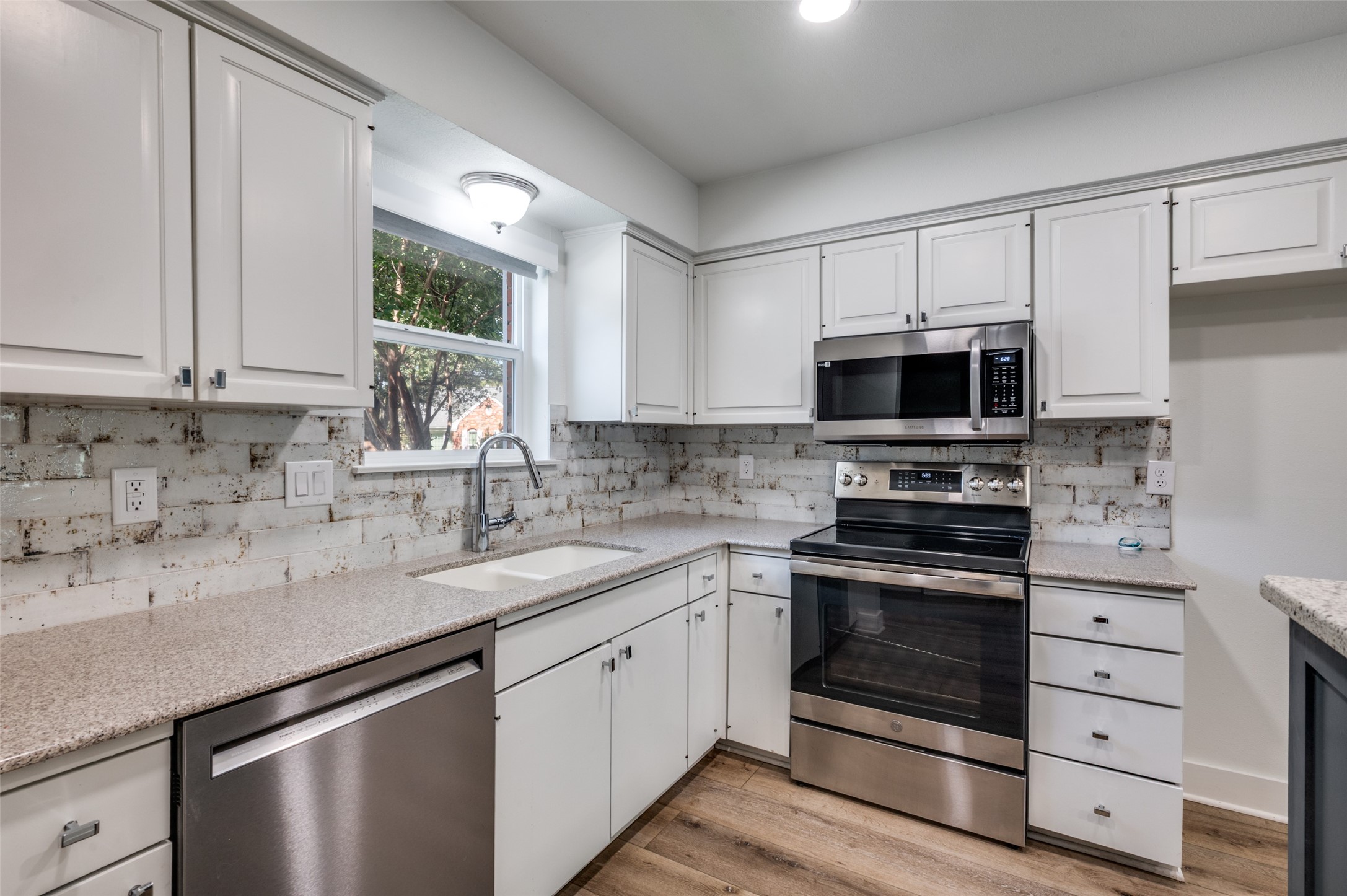 1257 Roaring Springs Road Fort Worth TX 76114