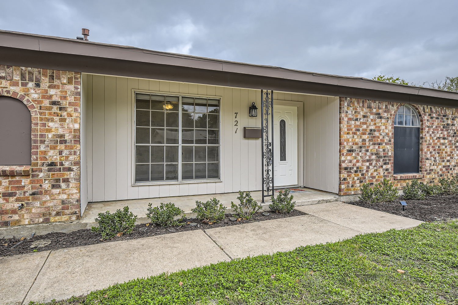 721 Ruidoso Drive Saginaw TX 76179