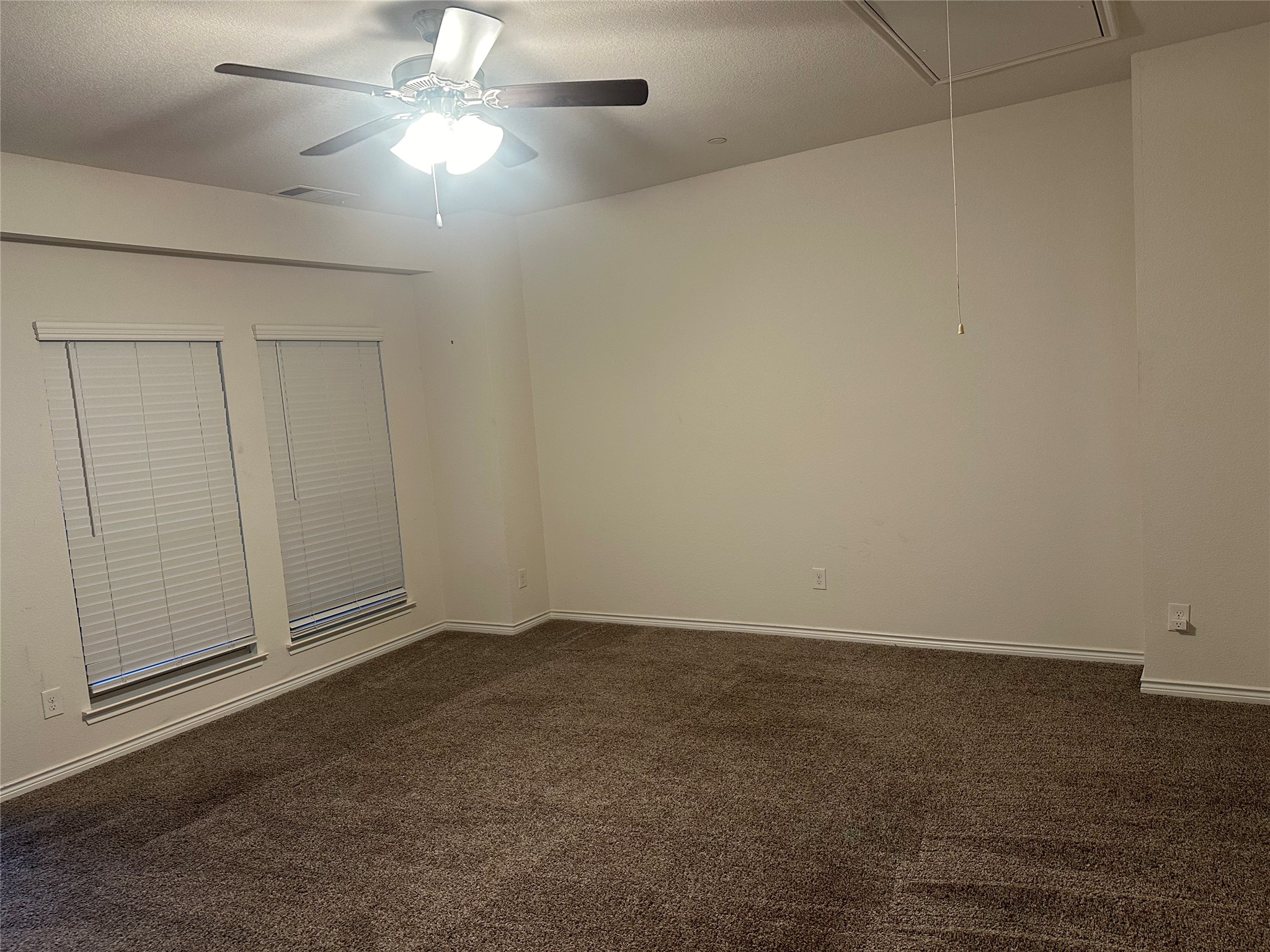 2402 Siskiyou Street Lewisville TX 75056