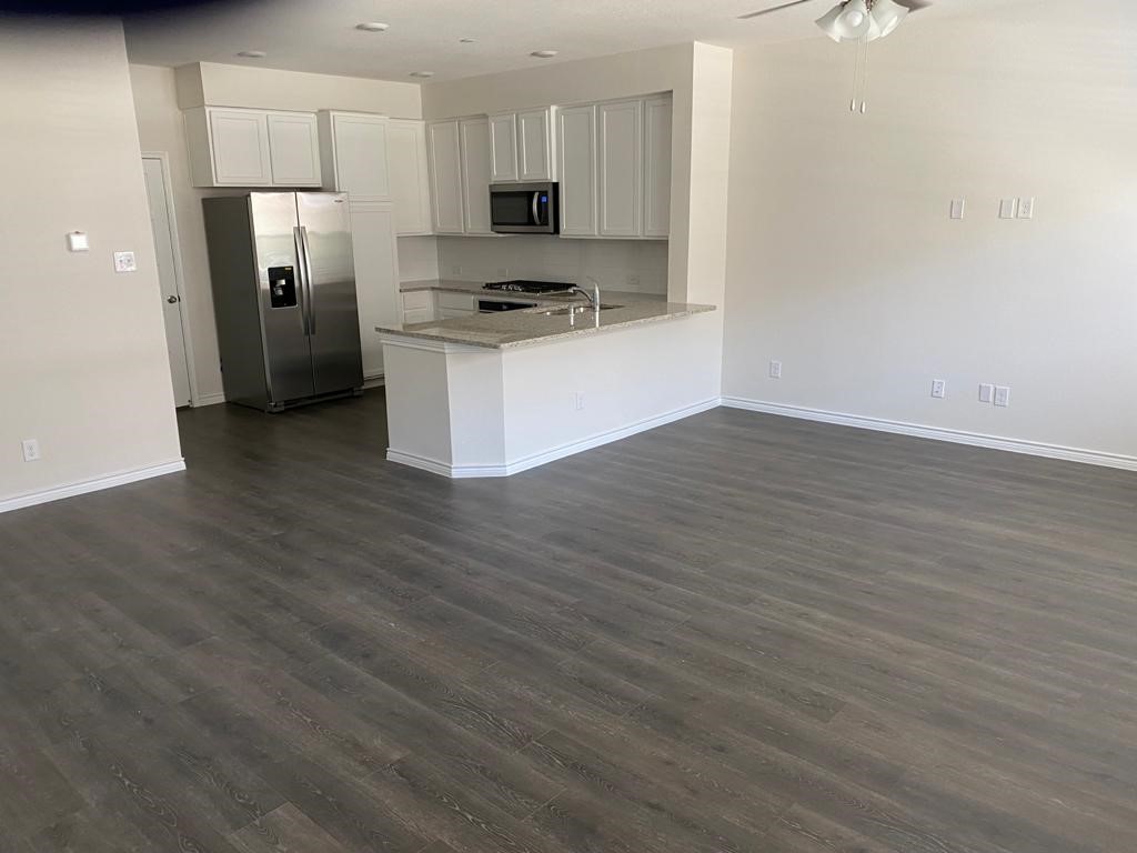 2402 Siskiyou Street Lewisville TX 75056