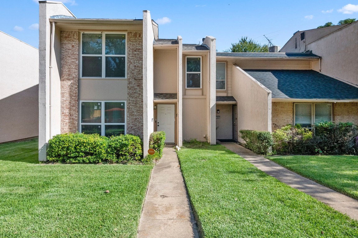 340 Valley Park Drive Garland TX 75043