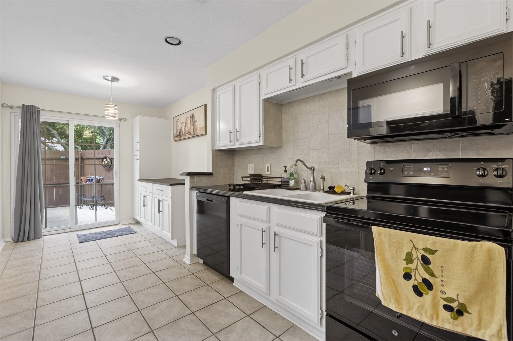 17820 Windflower Way Dallas TX 75252