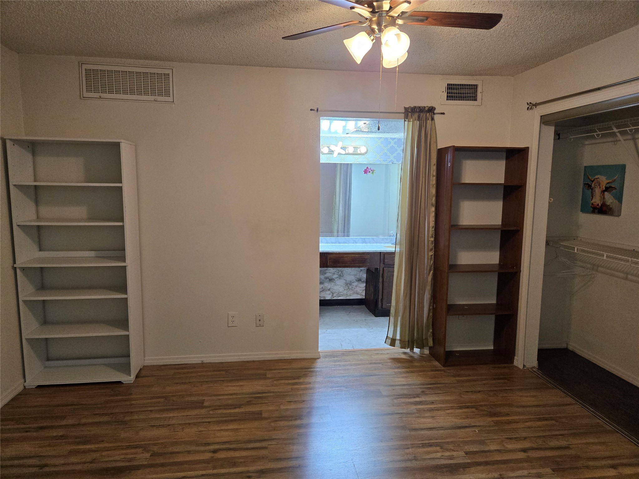 9835 Walnut Street Dallas TX 75243