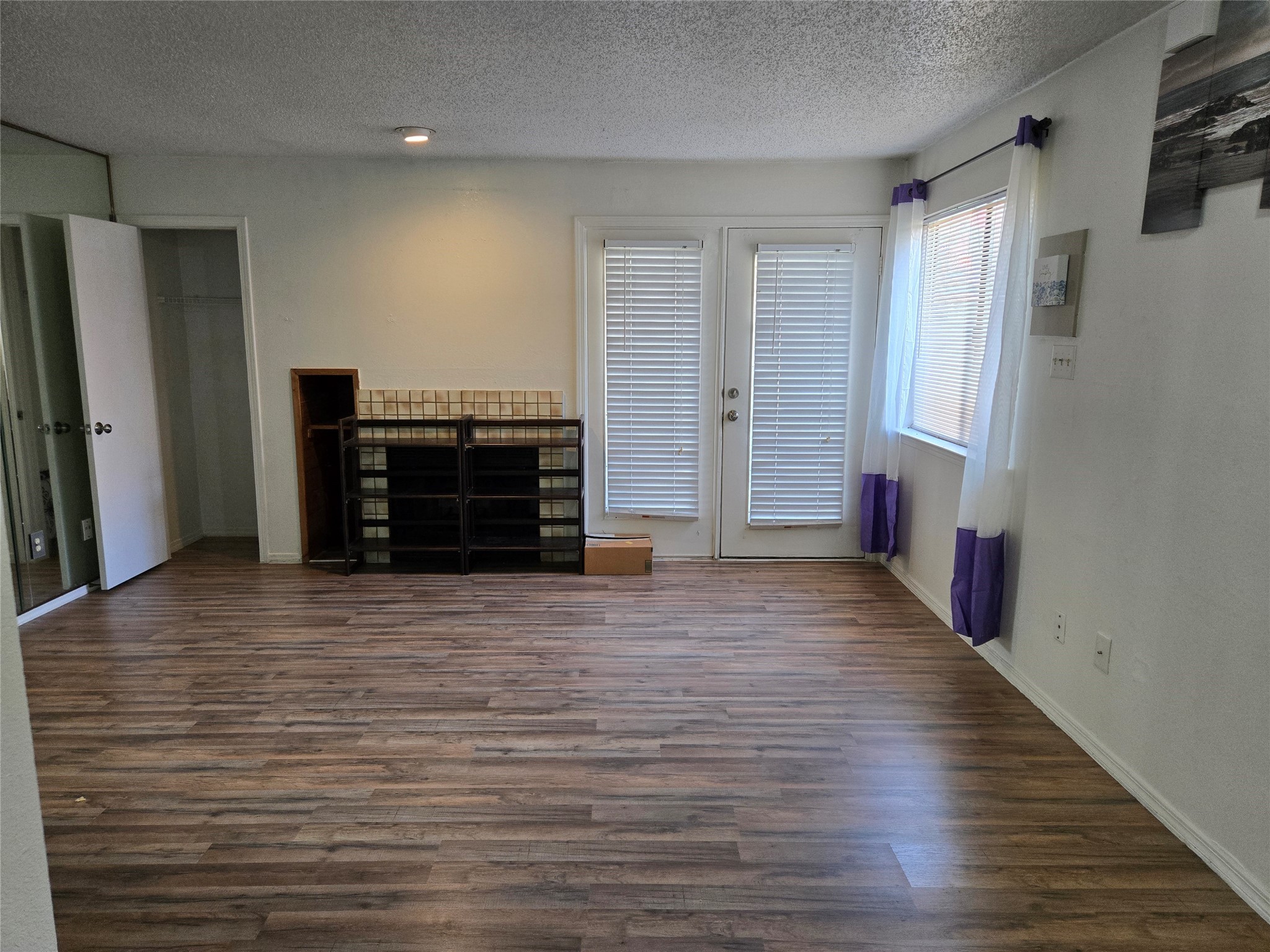 9835 Walnut Street Dallas TX 75243