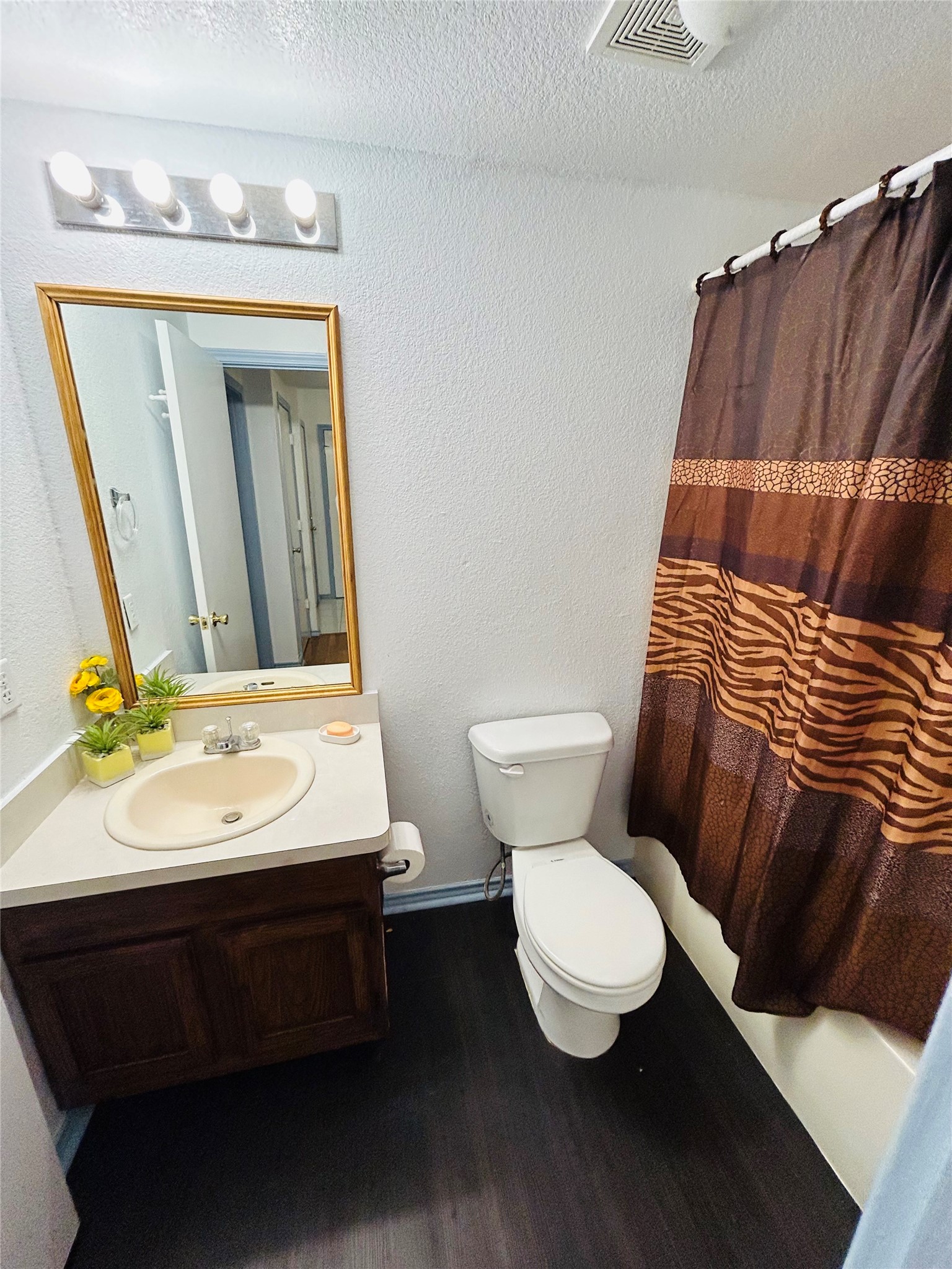 1010 Cheddar Court Arlington TX 76017