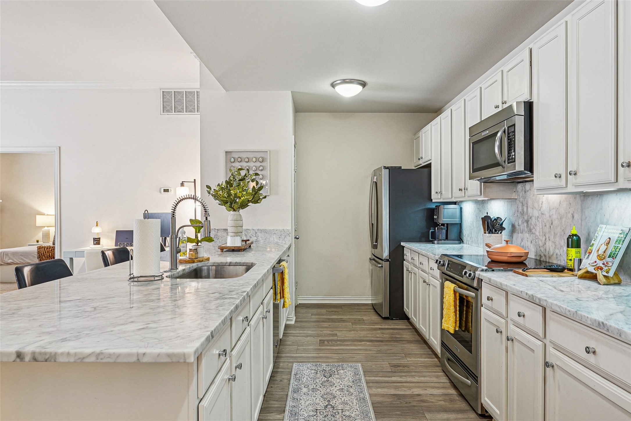 2305 Worthington Street Dallas TX 75204