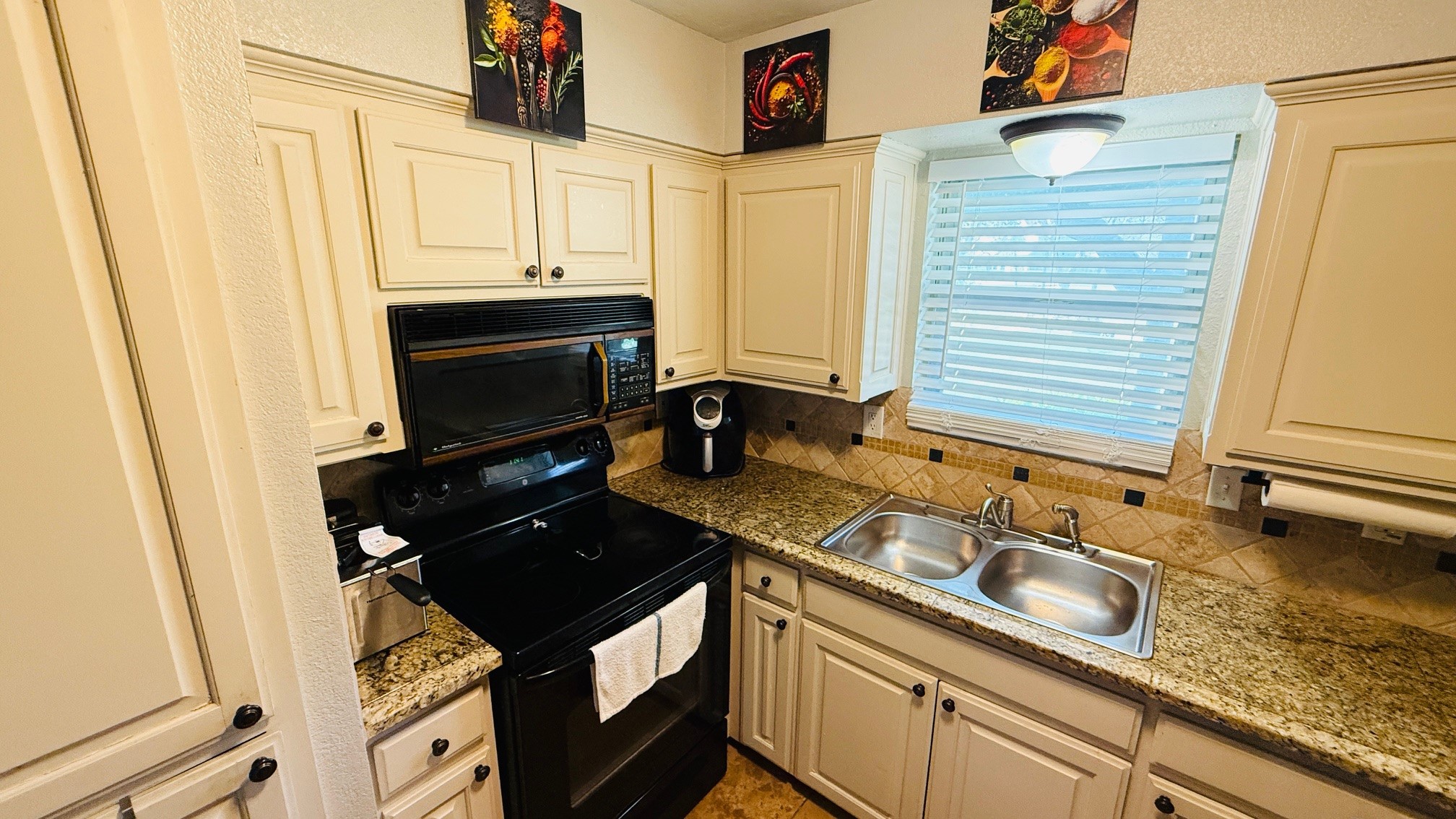 4812 Rollingwood Court Garland TX 75043