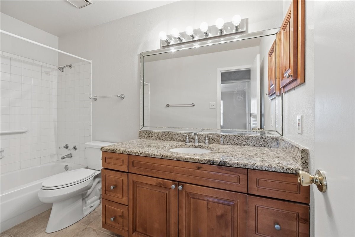 5642 Cedar Creek Drive Benbrook TX 76109
