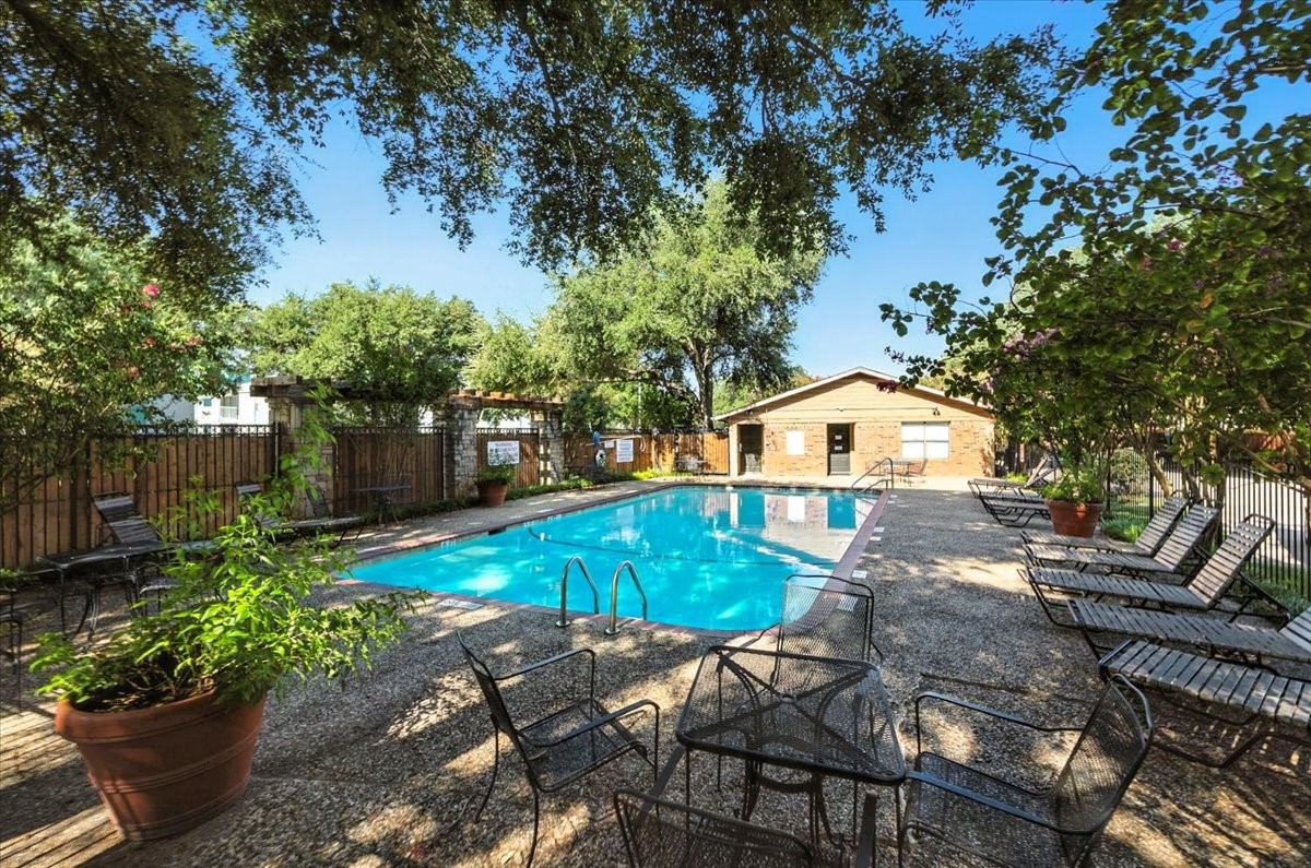 5642 Cedar Creek Drive Benbrook TX 76109