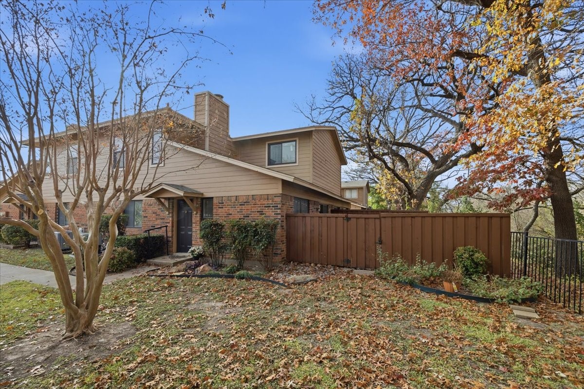 5642 Cedar Creek Drive Benbrook TX 76109