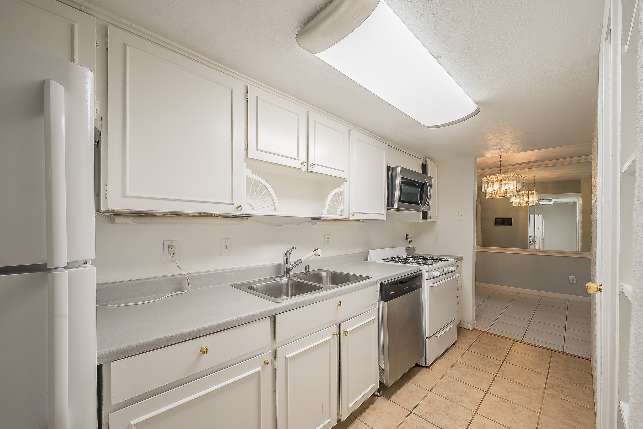 15906 Club Crest Drive Dallas TX 75248