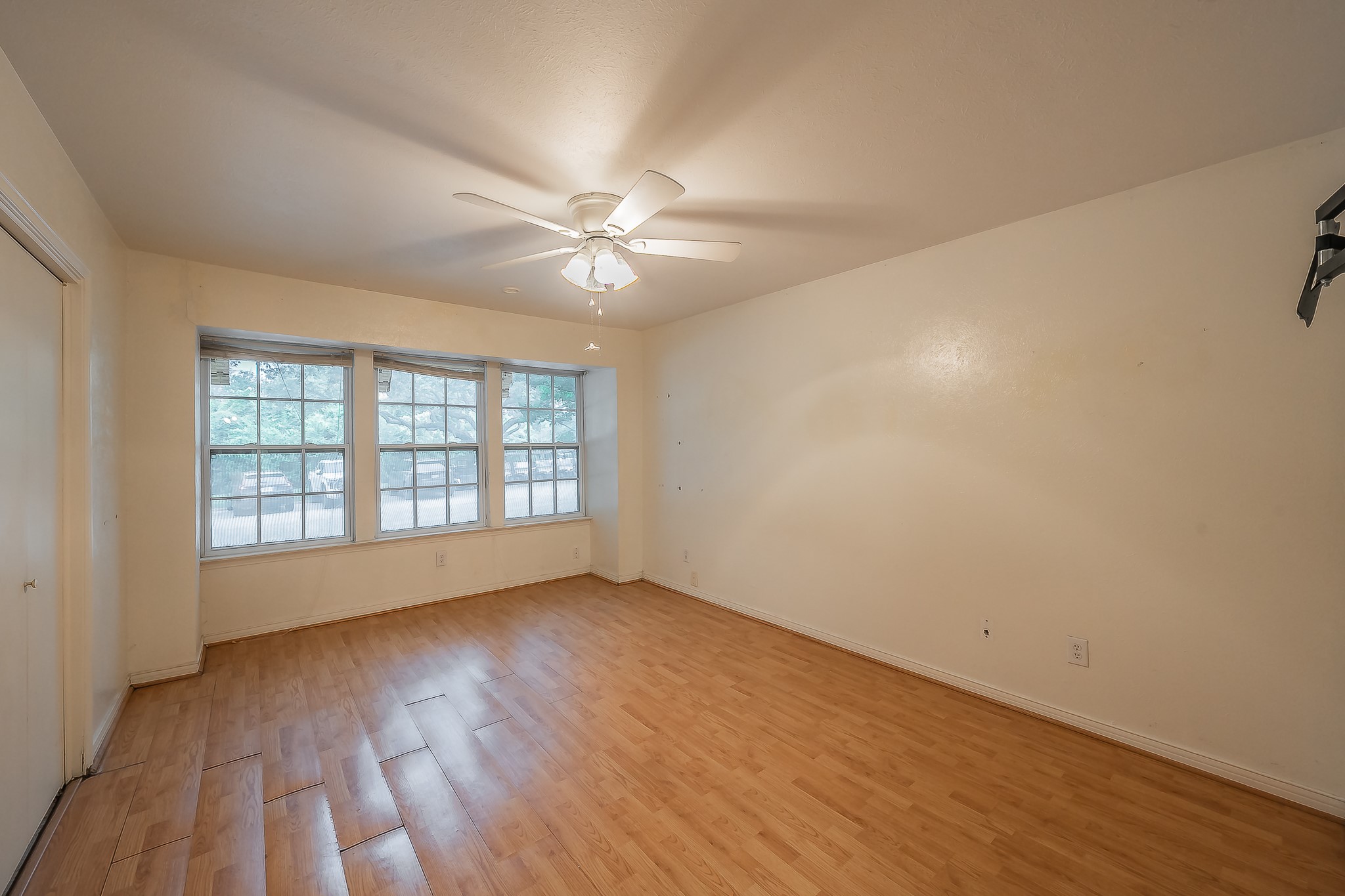 15906 Club Crest Drive Dallas TX 75248