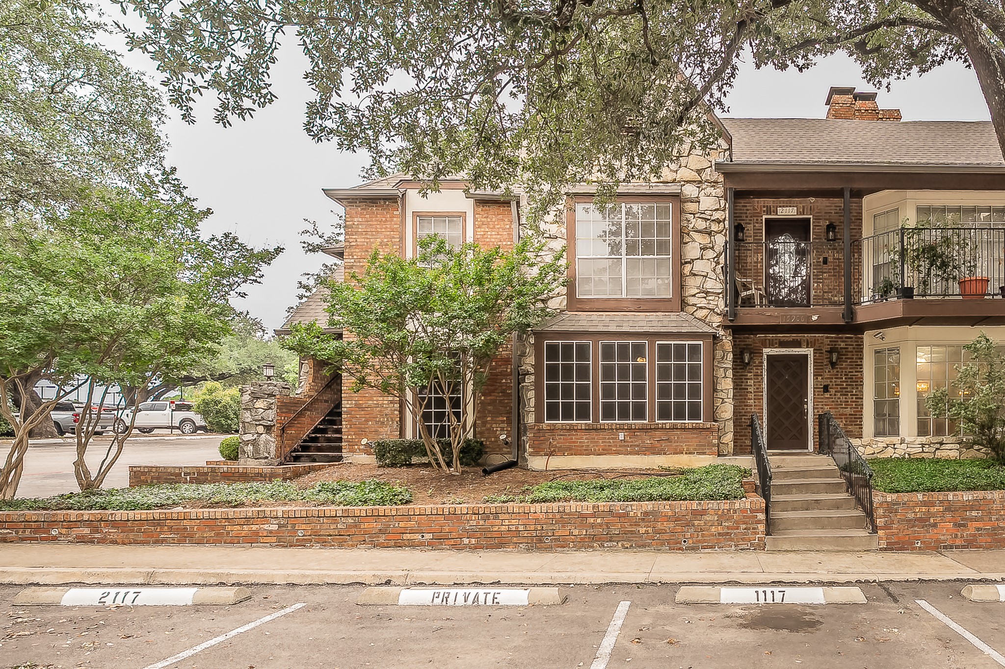 15906 Club Crest Drive Dallas TX 75248