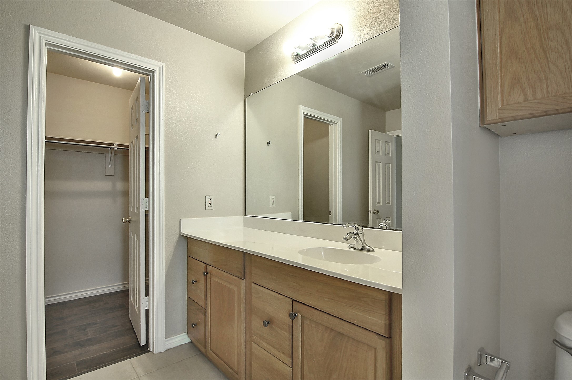 12816 Seaside Drive Fort Worth TX 76040