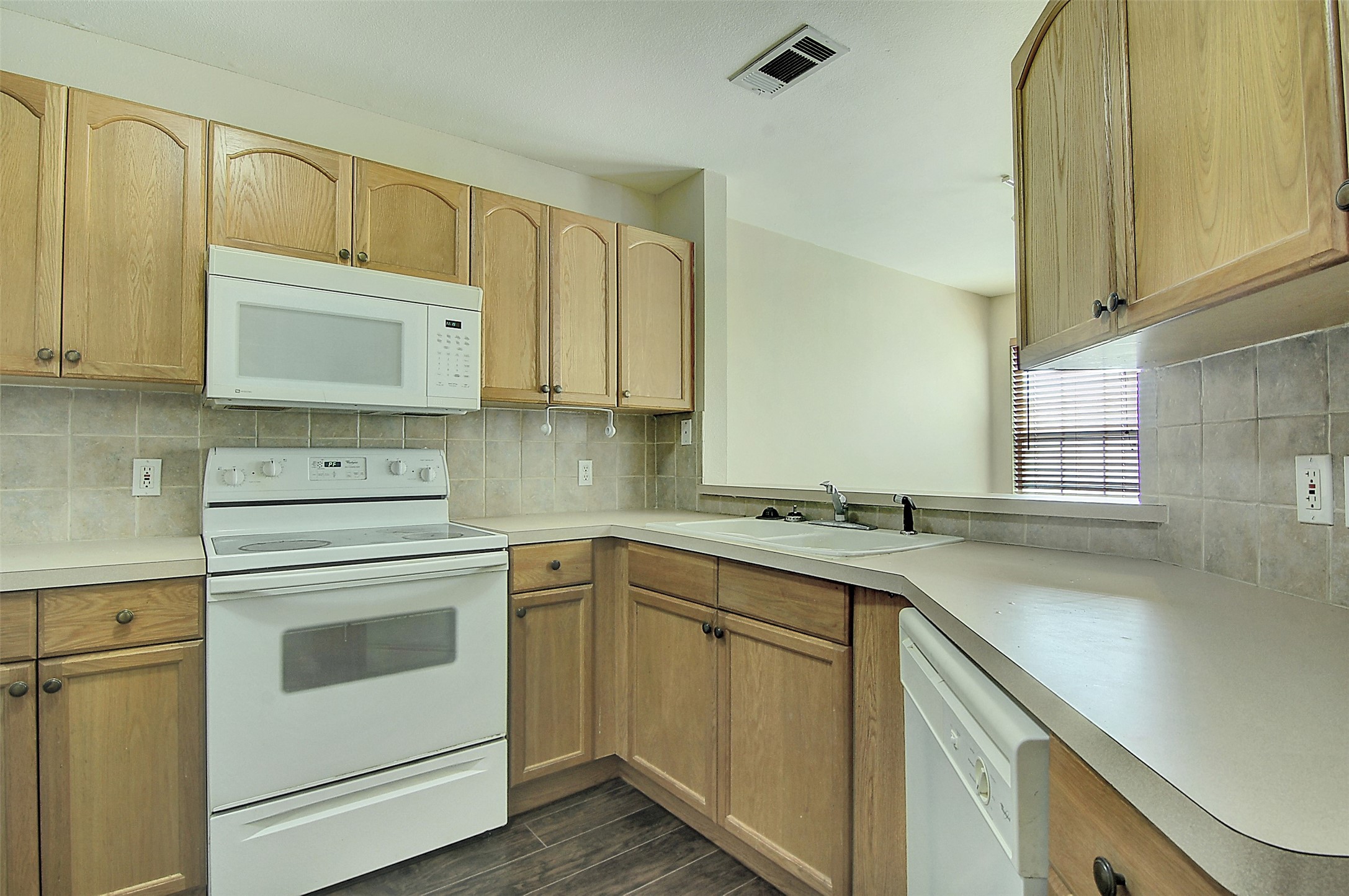12816 Seaside Drive Fort Worth TX 76040
