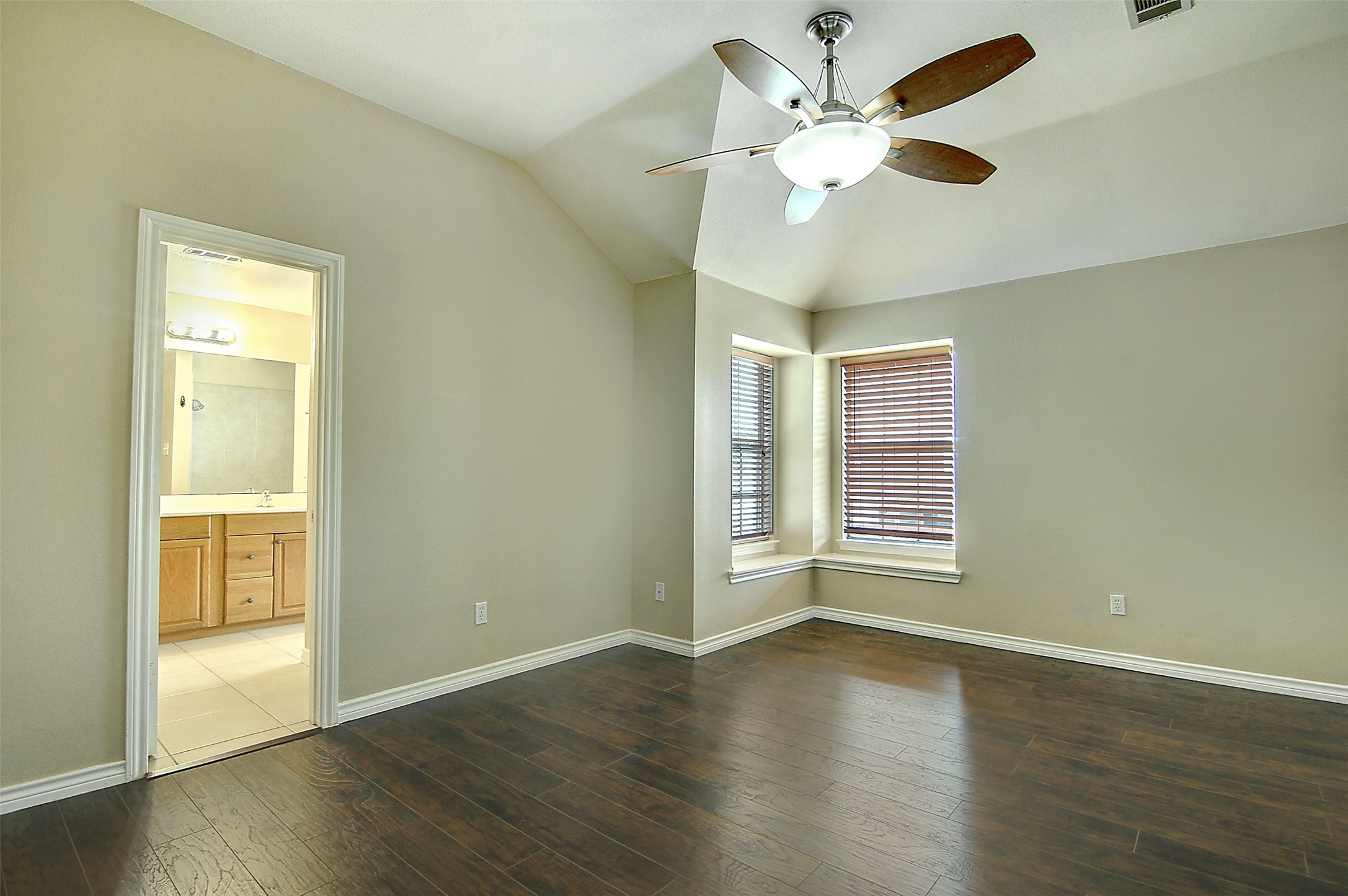 12816 Seaside Drive Fort Worth TX 76040