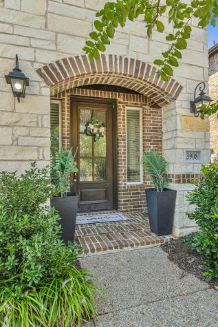 3908 Lucan Lane Lewisville TX 75056