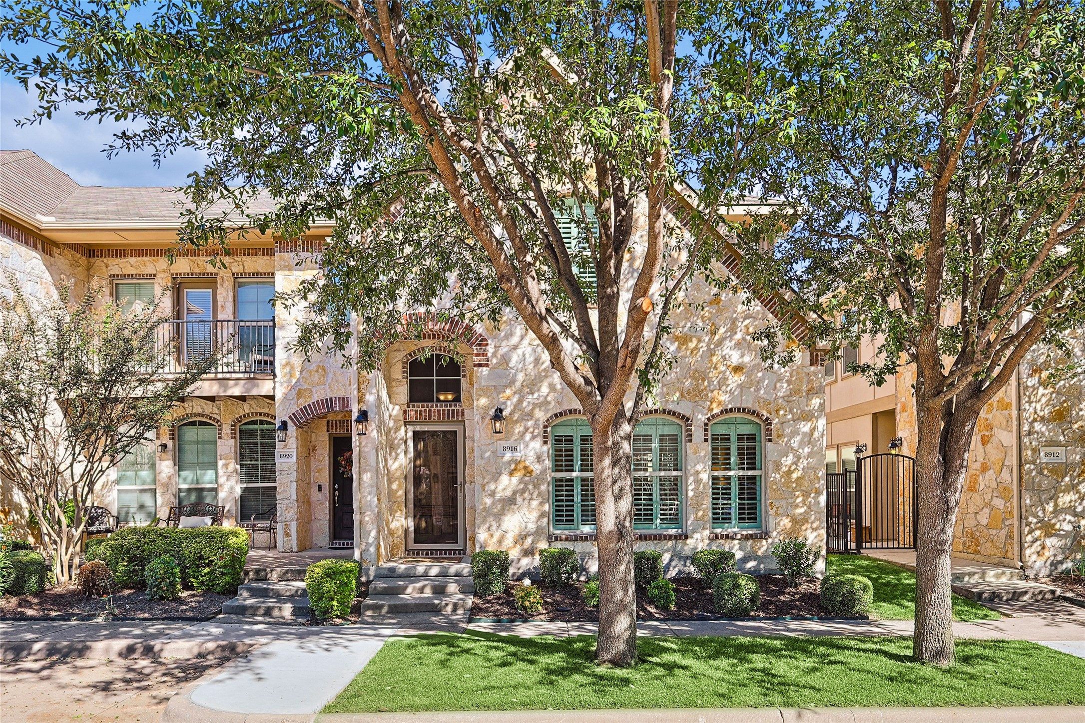 8916 Whitehead Street Mckinney TX 75070