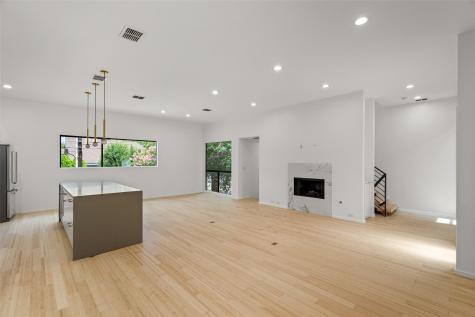 4230 Munger Avenue Dallas TX 75204