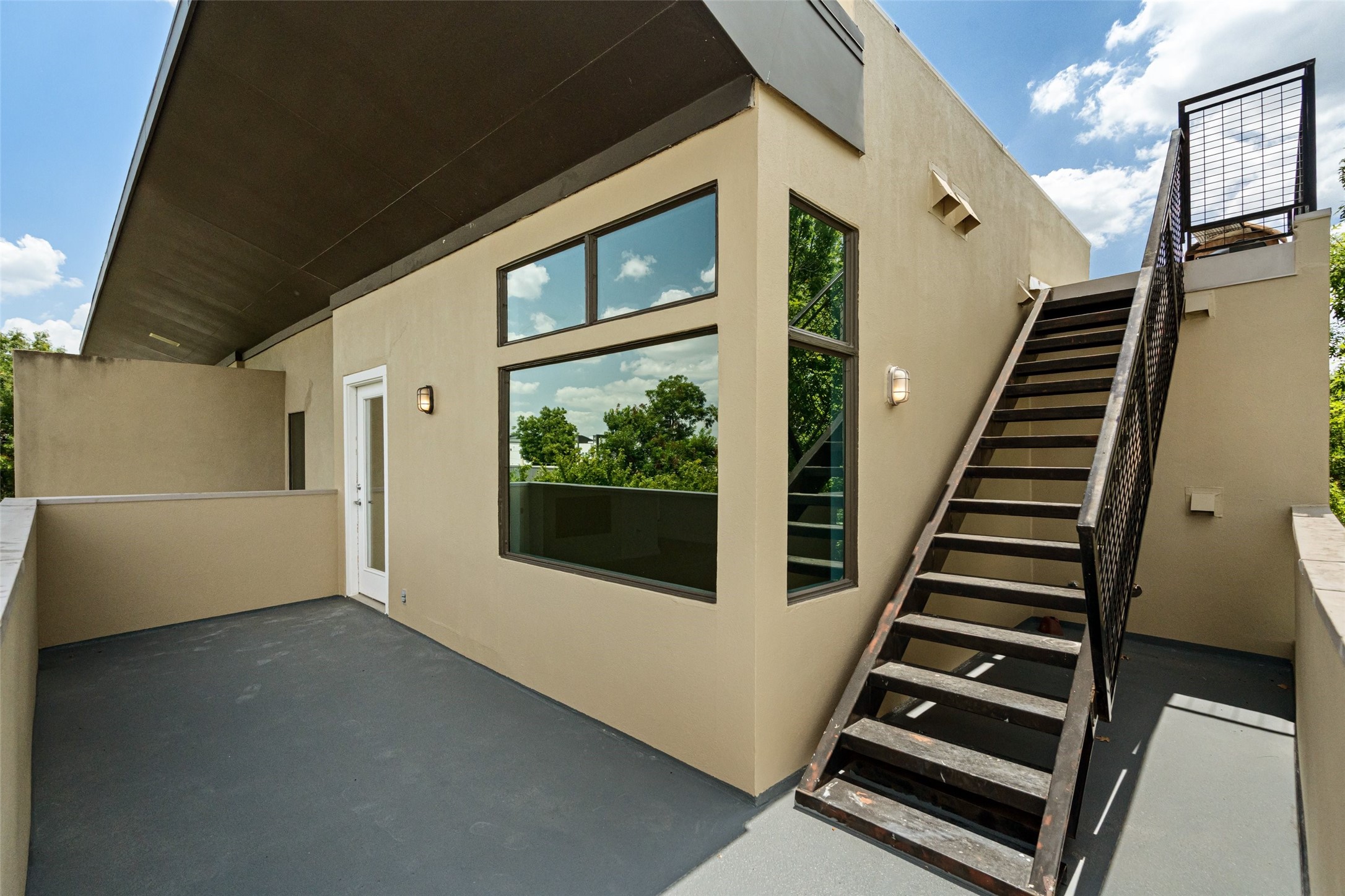 4230 Munger Avenue Dallas TX 75204