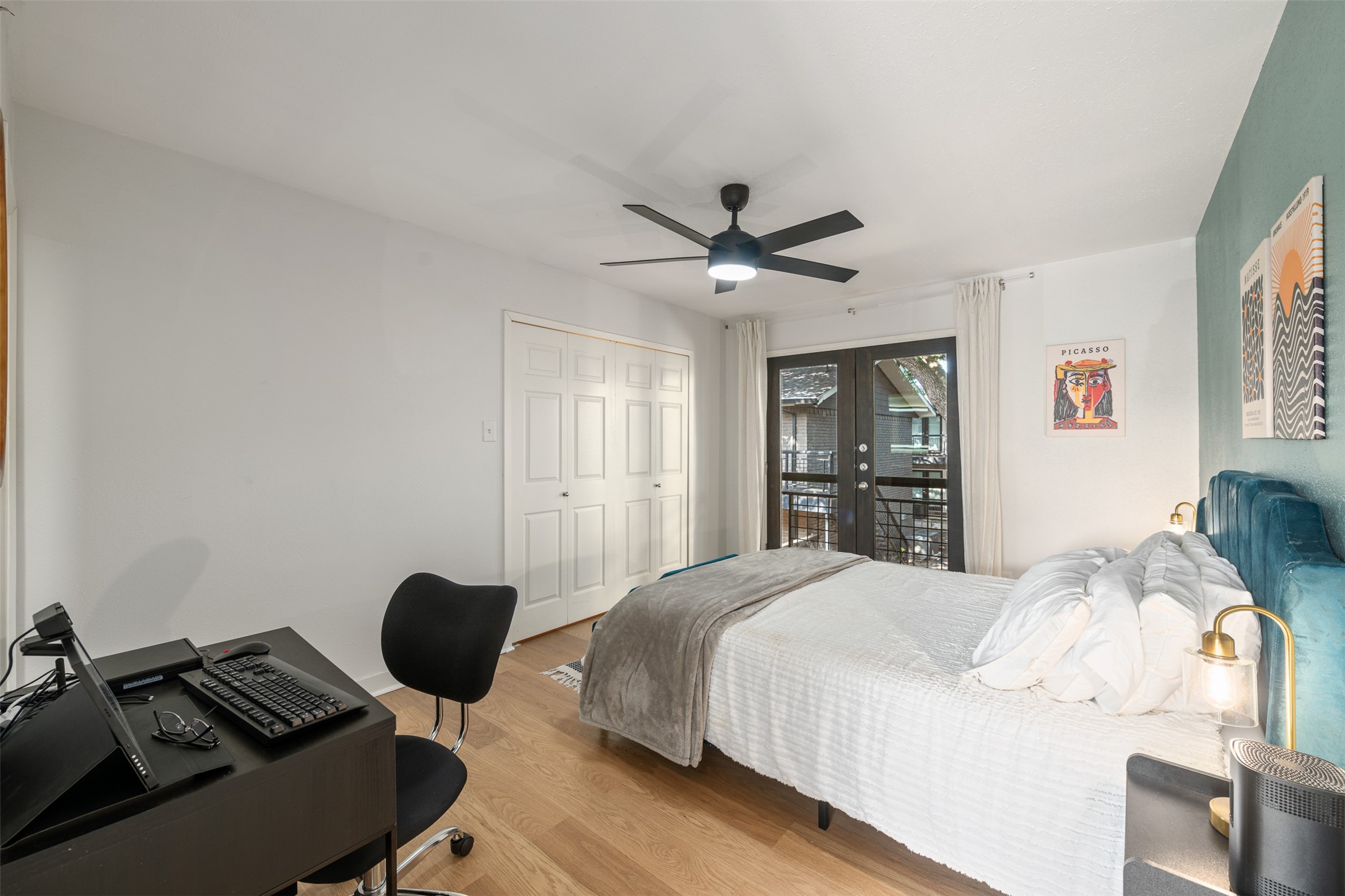 10215 Regal Oaks Drive Dallas TX 75230