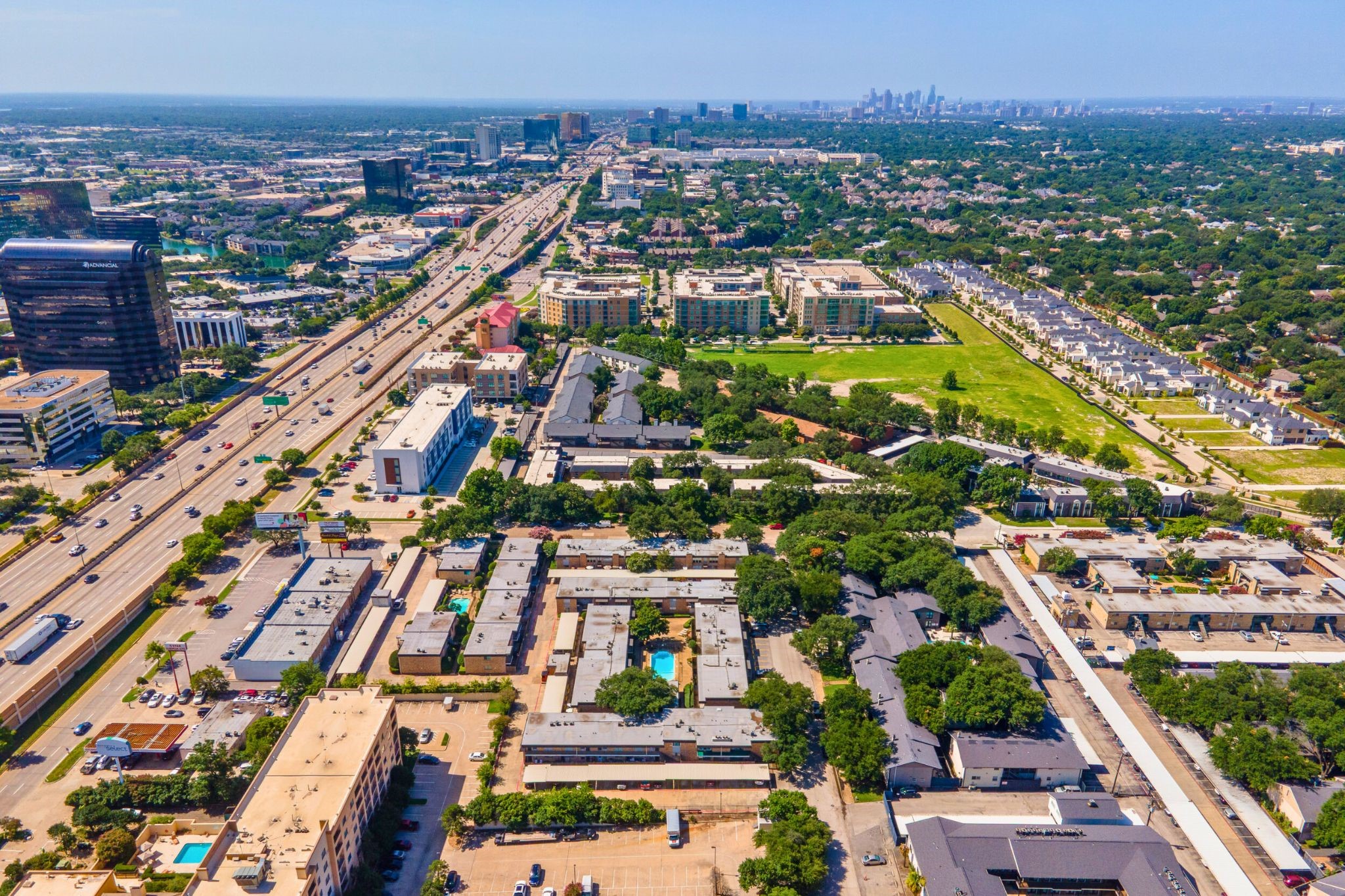 10215 Regal Oaks Drive Dallas TX 75230