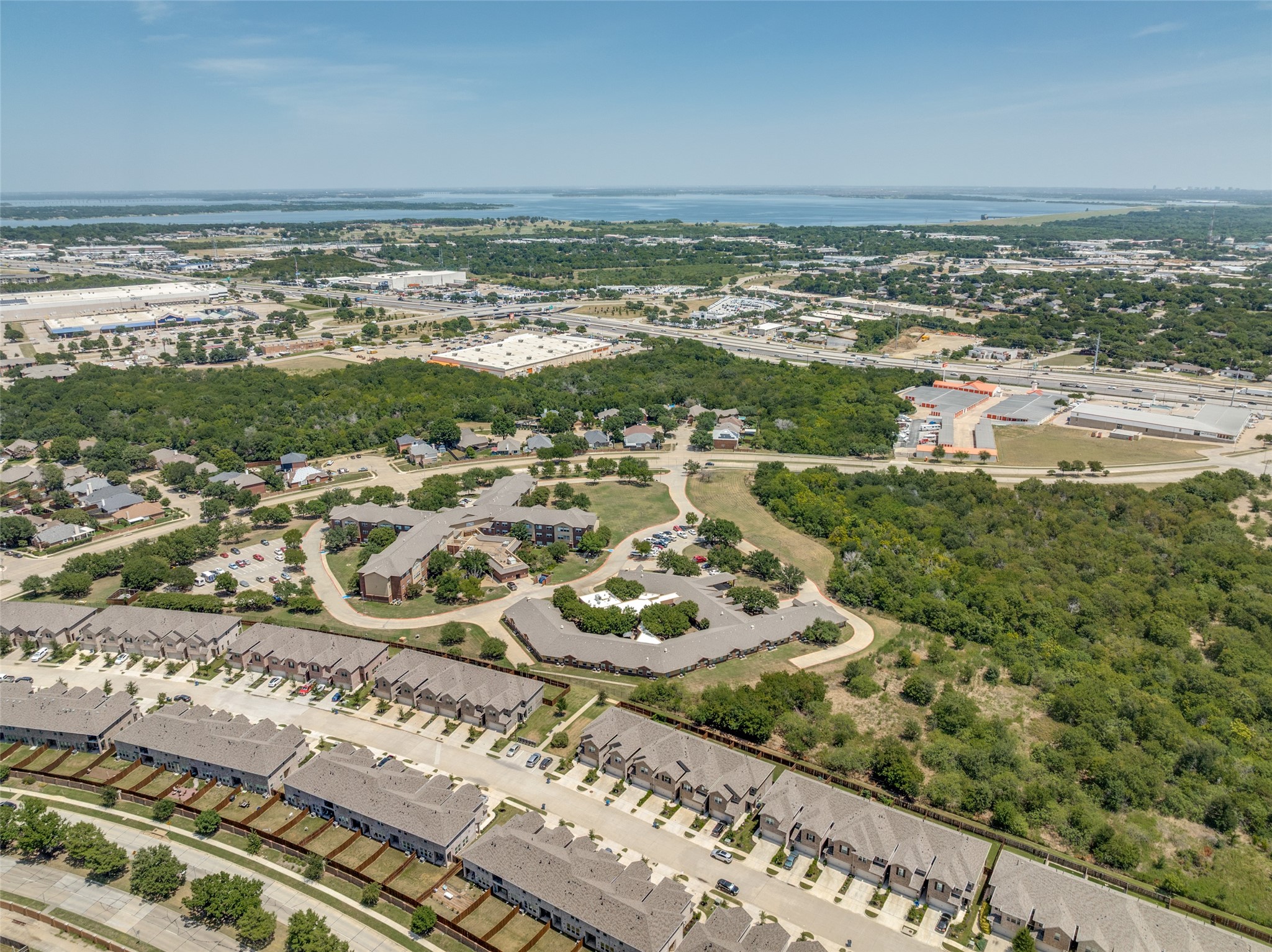 553 Hutchinson Lane Lewisville TX 75077