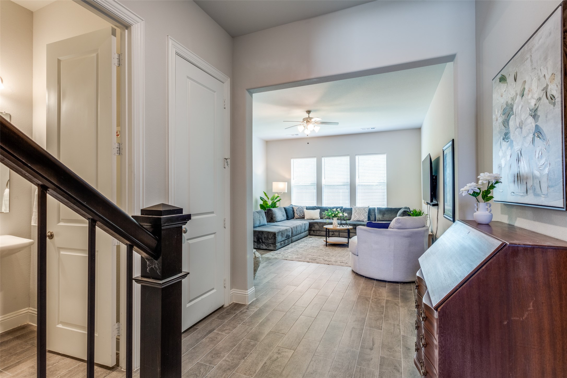 553 Hutchinson Lane Lewisville TX 75077