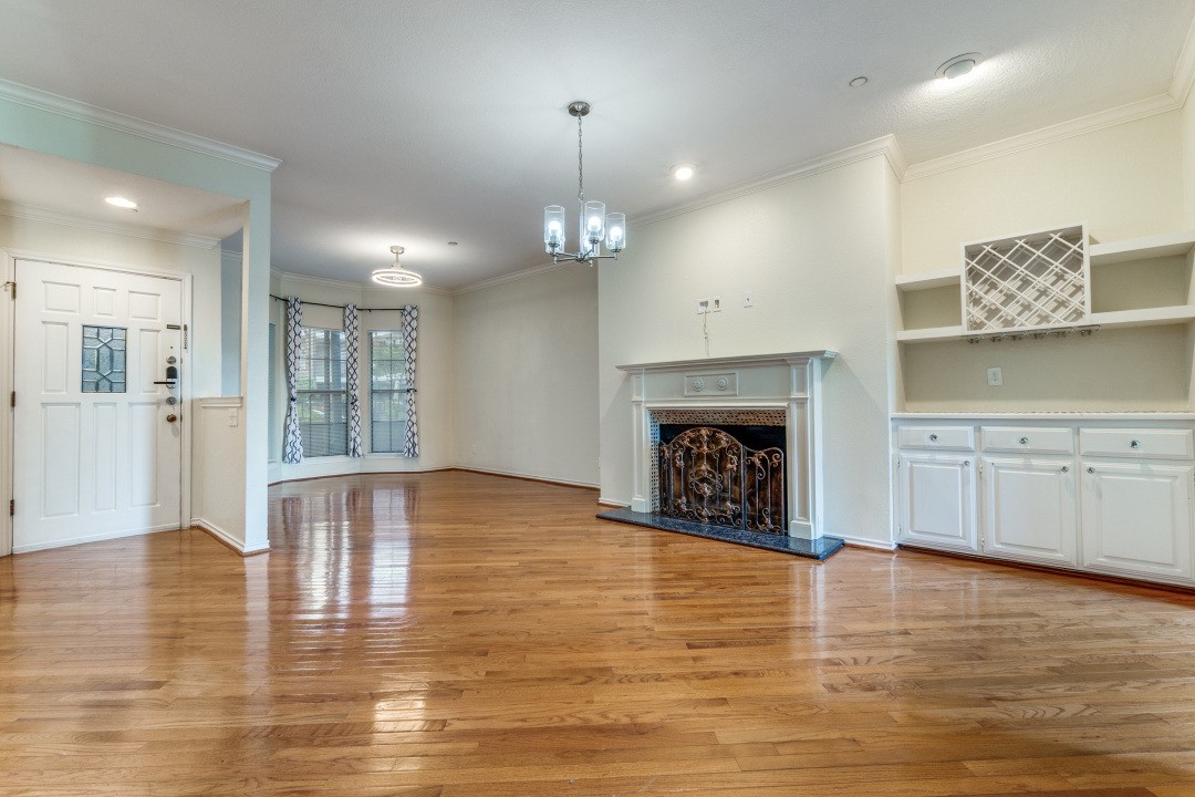 8610 Turtle Creek Boulevard Dallas TX 75225