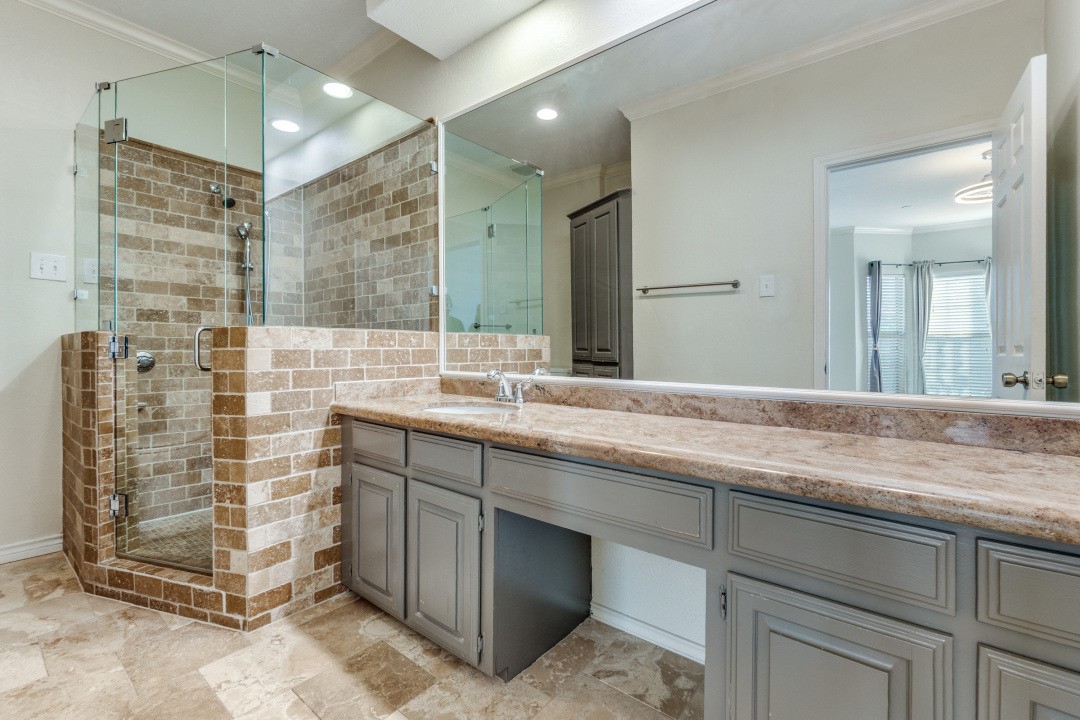 8610 Turtle Creek Boulevard Dallas TX 75225