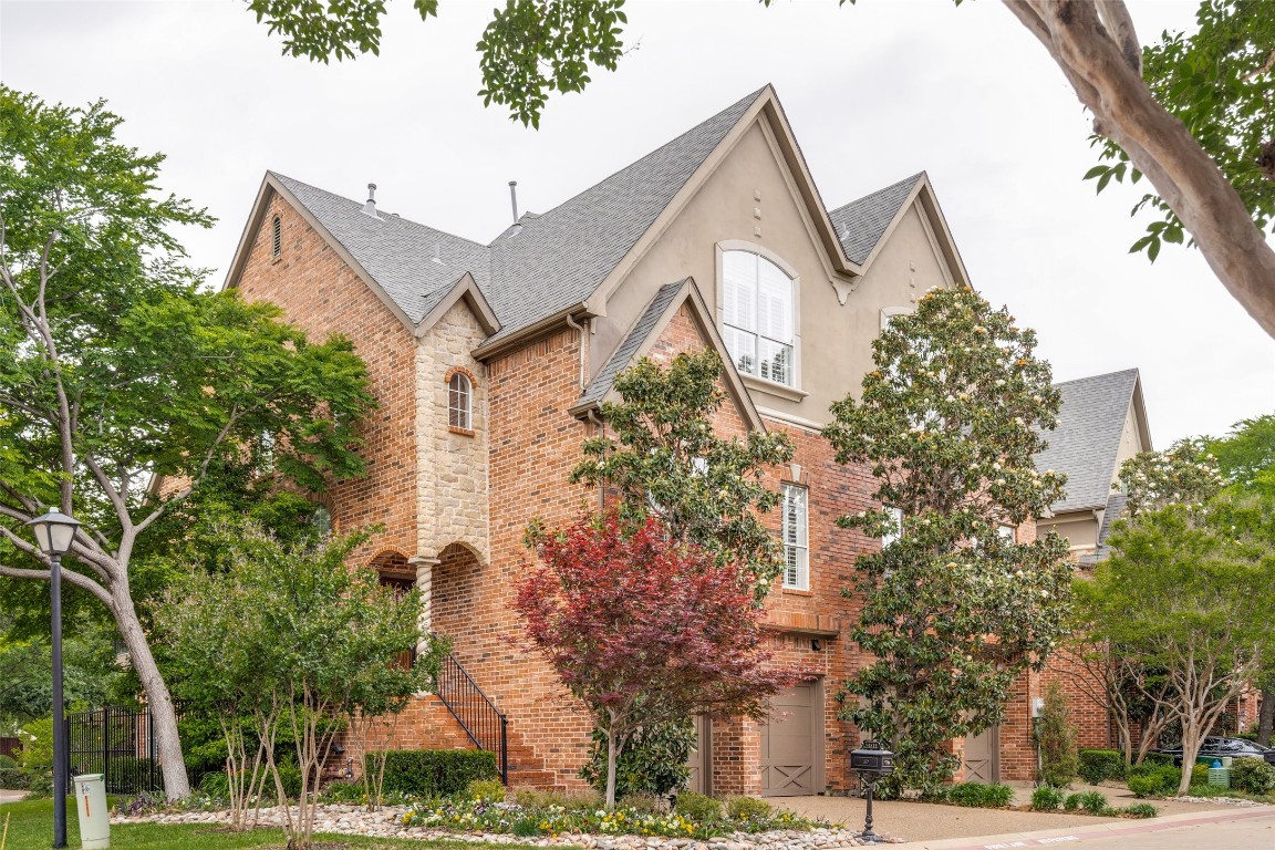 14879 Towne Lake Circle Addison TX 75001