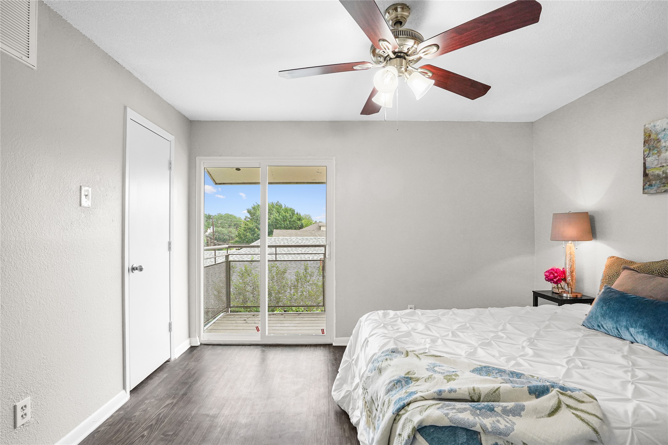 4502 Gaston Avenue Dallas TX 75246