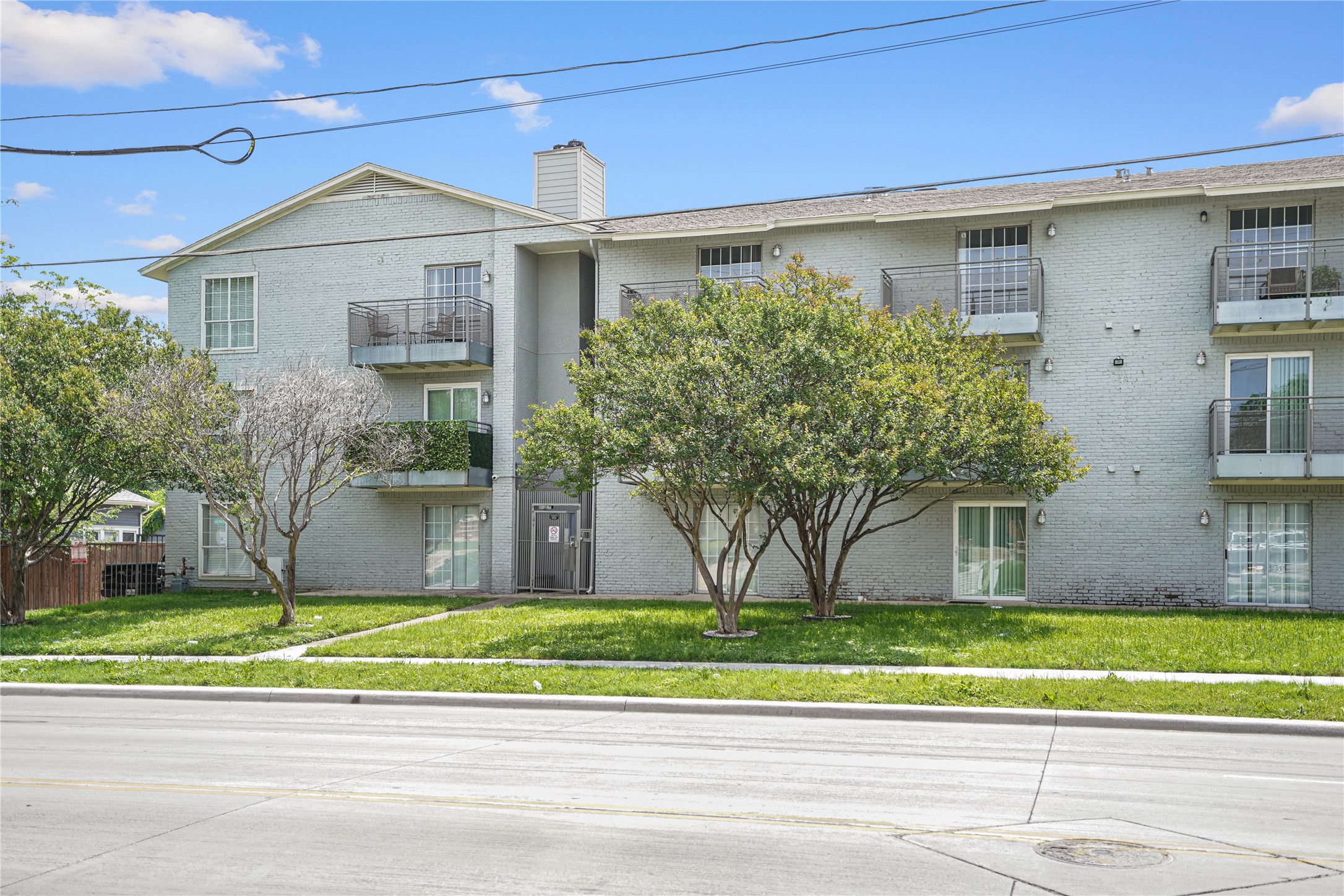 4502 Gaston Avenue Dallas TX 75246