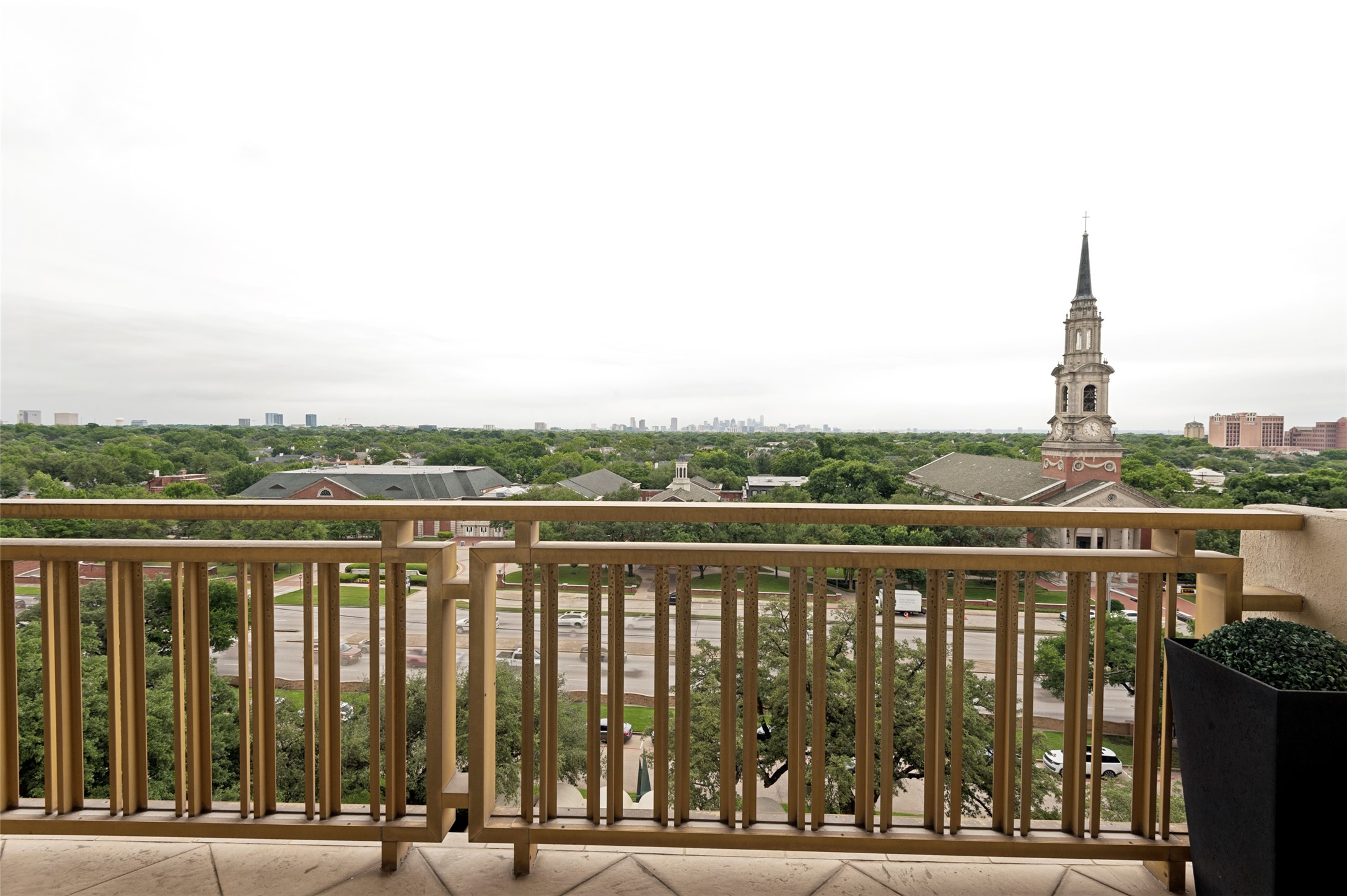 6211 W Northwest Highway Dallas TX 75225