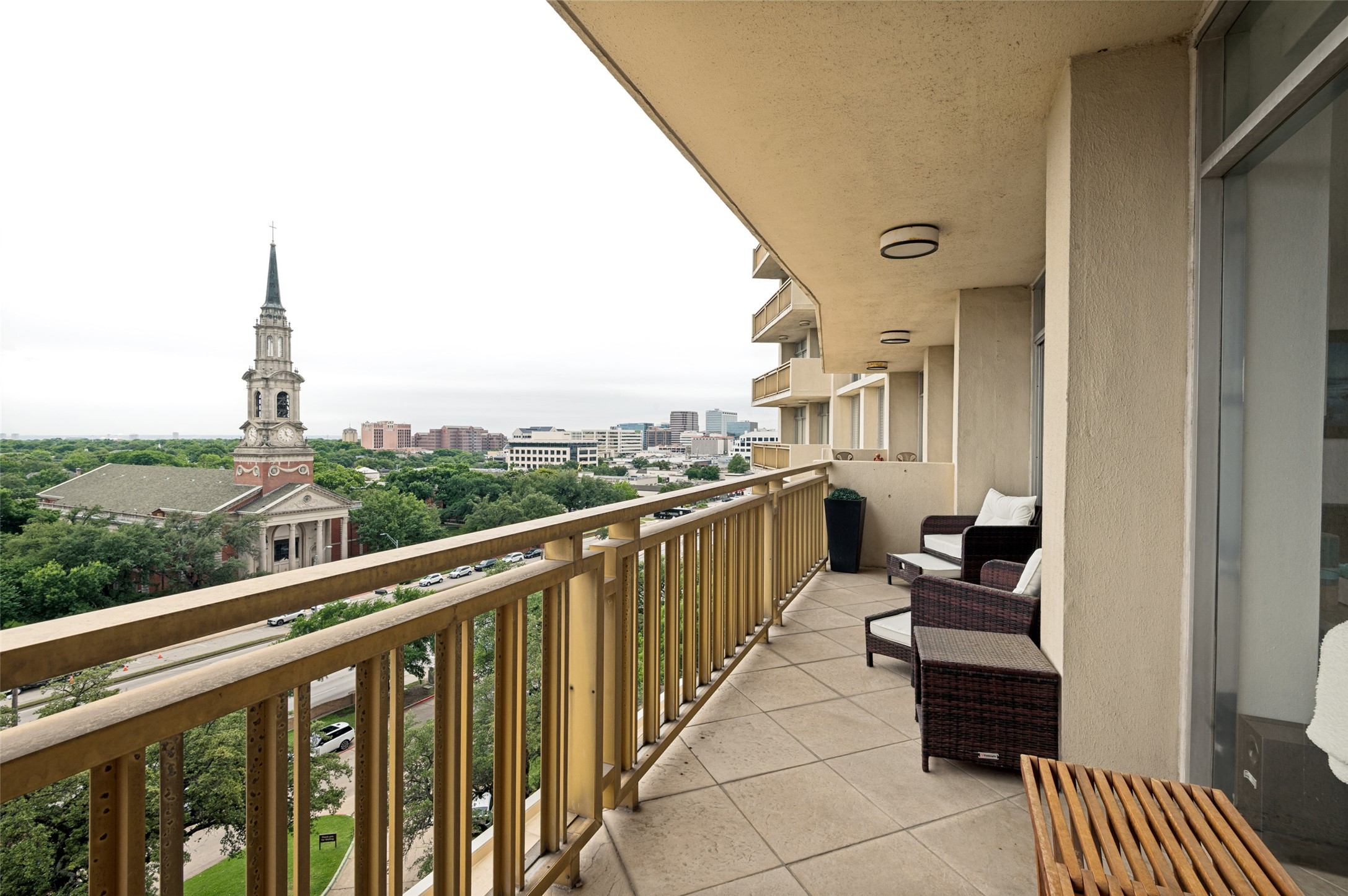 6211 W Northwest Highway Dallas TX 75225