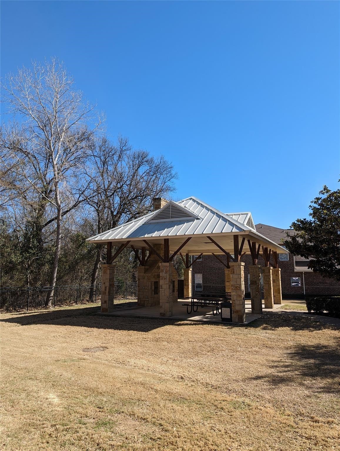 200 Inverness Drive Lewisville TX 75067