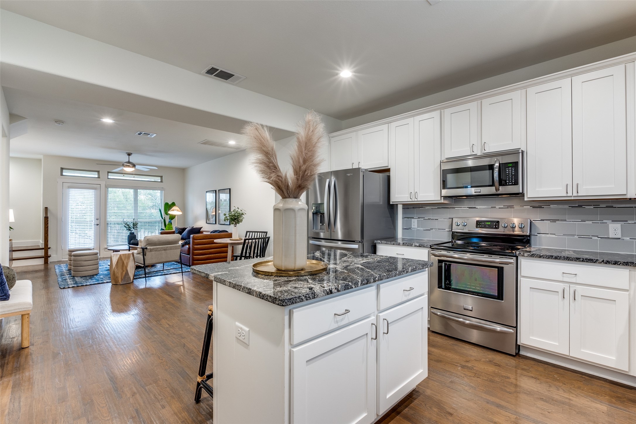 1320 Palm Springs Lane Dallas TX 75204