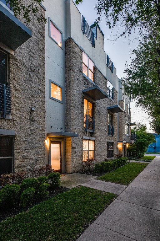 5706 La Vista Drive Dallas TX 75206