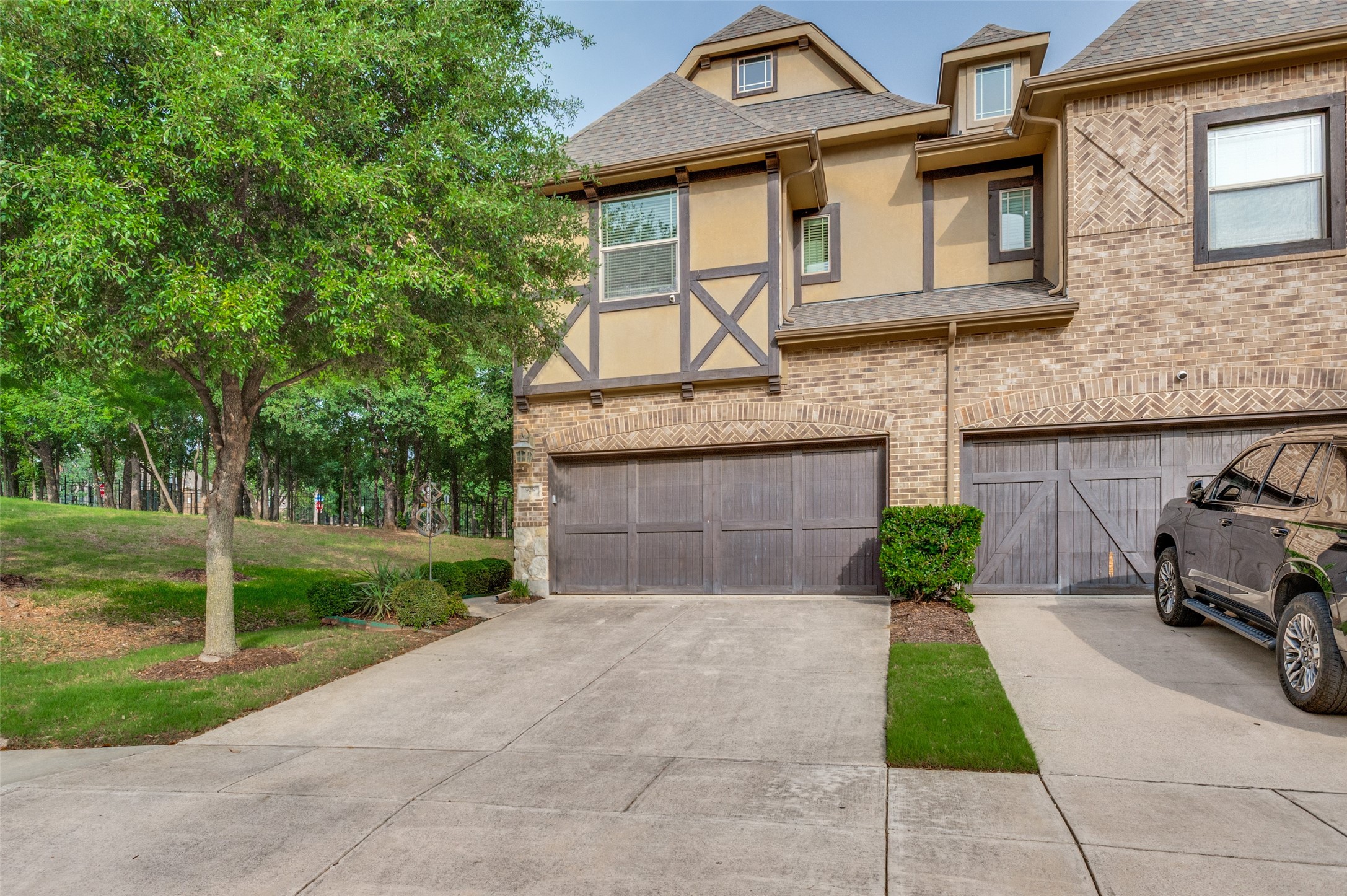 928 Brook Forest Lane Euless TX 76039