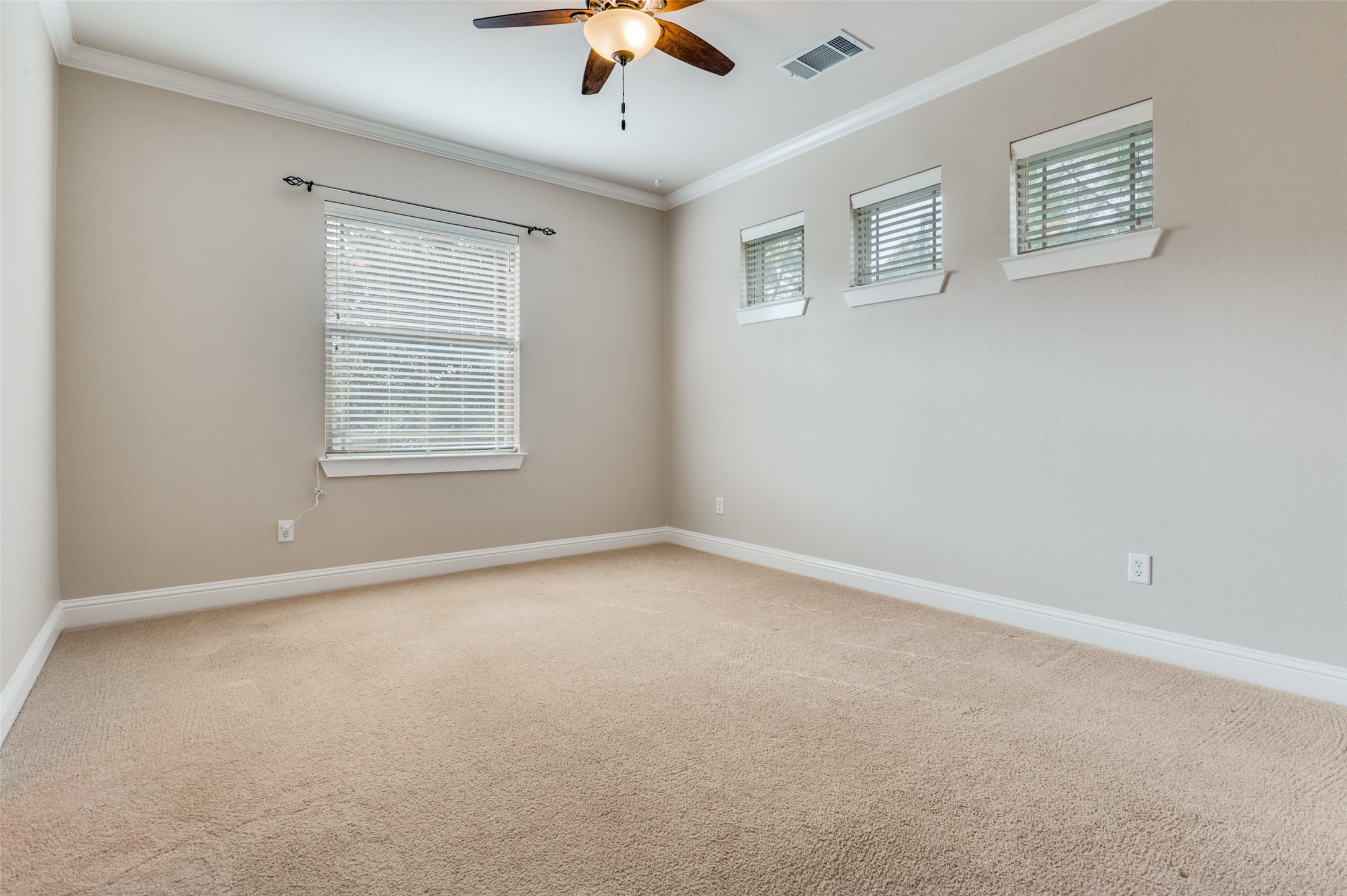928 Brook Forest Lane Euless TX 76039