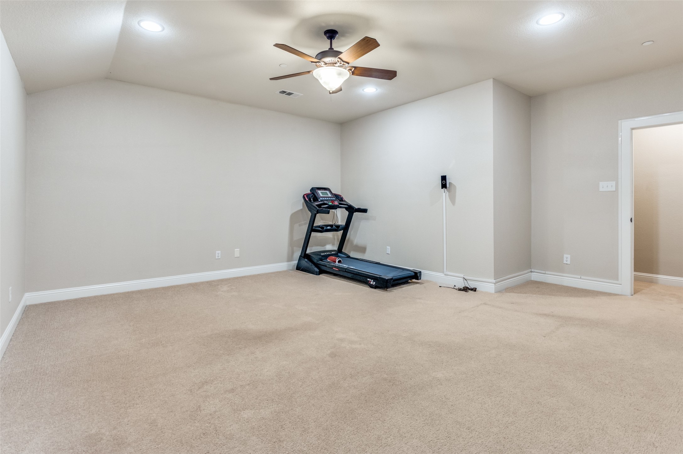 928 Brook Forest Lane Euless TX 76039