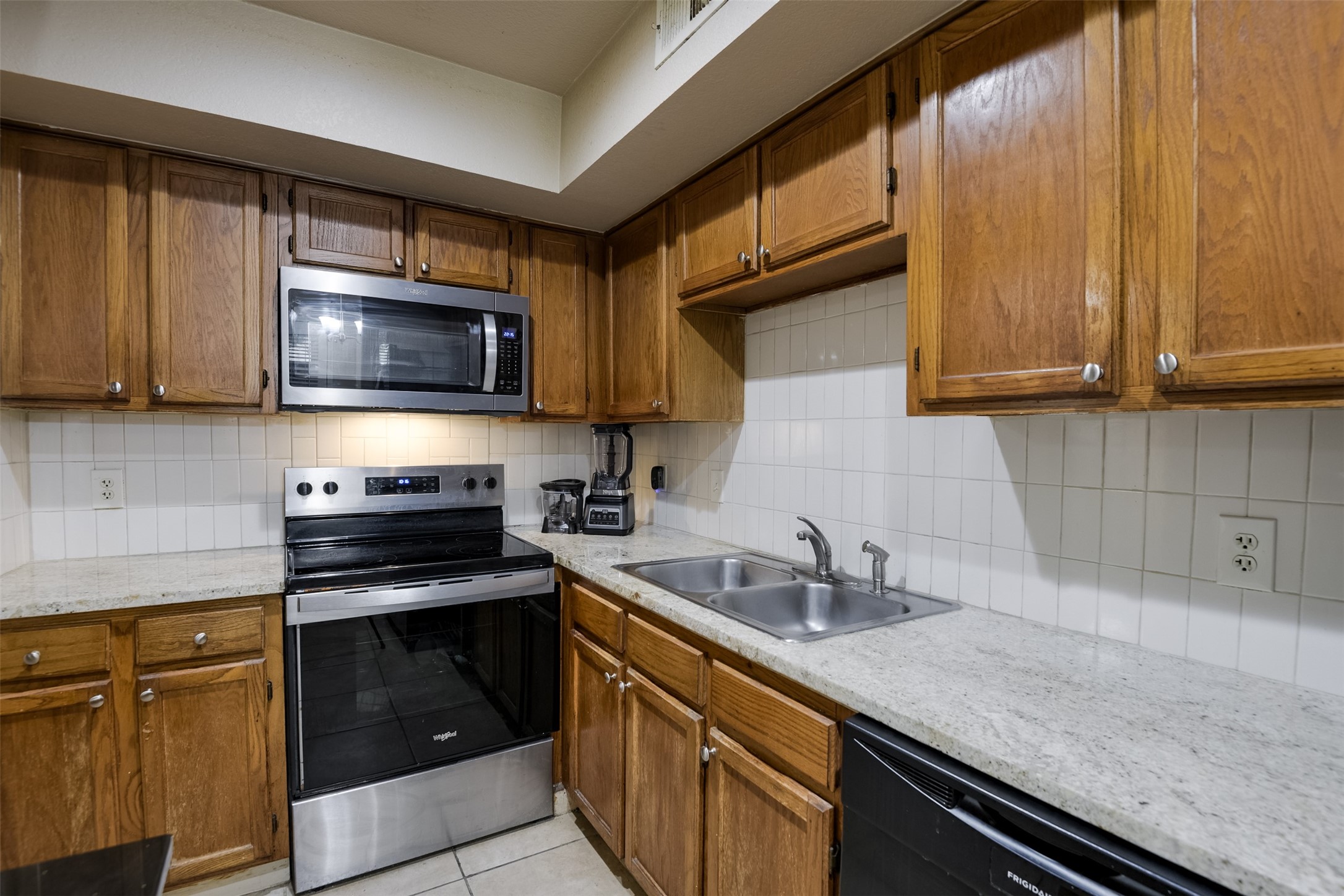 2311 Basil Drive Arlington TX 76006