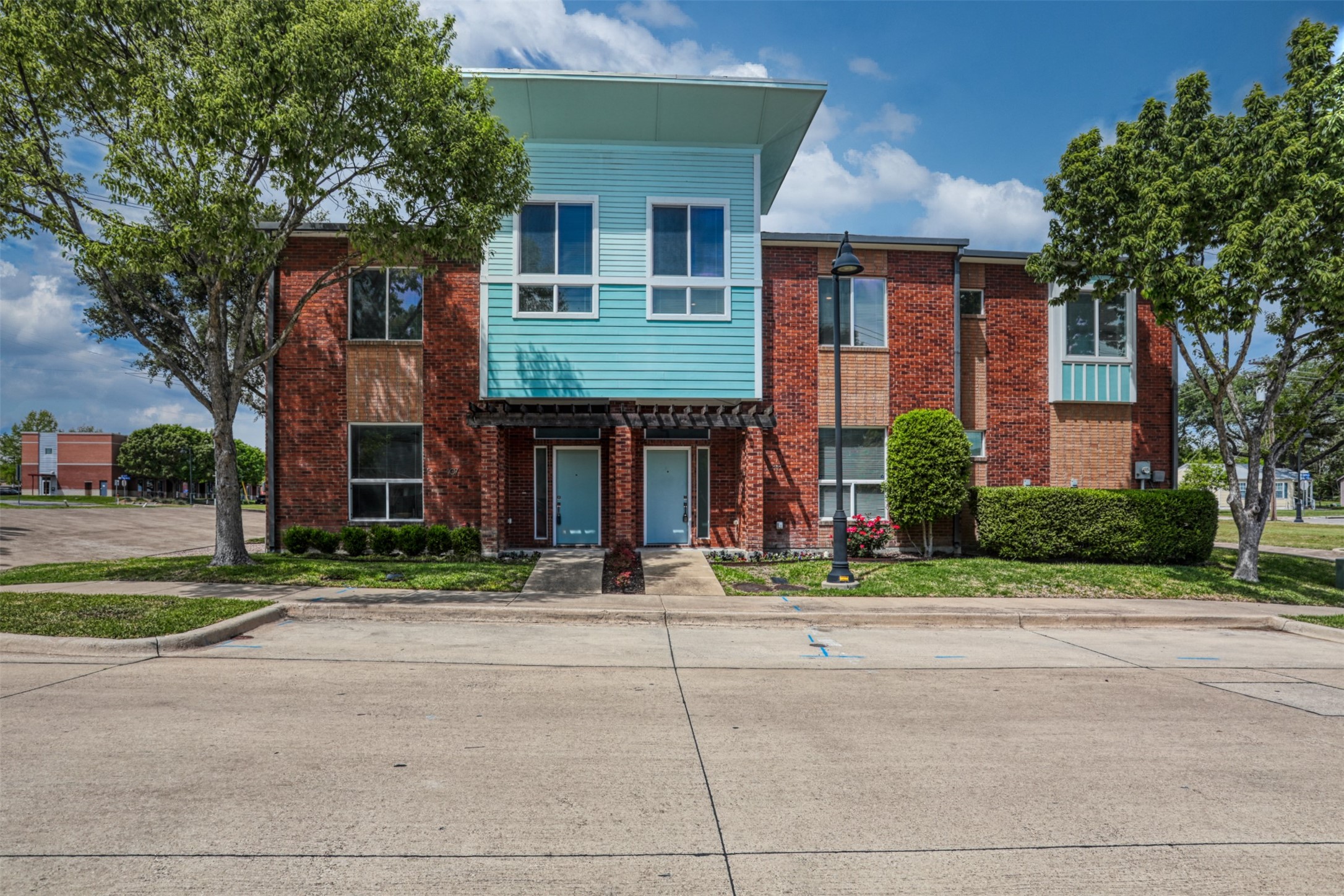 111 N Merrill Avenue Duncanville TX 75116