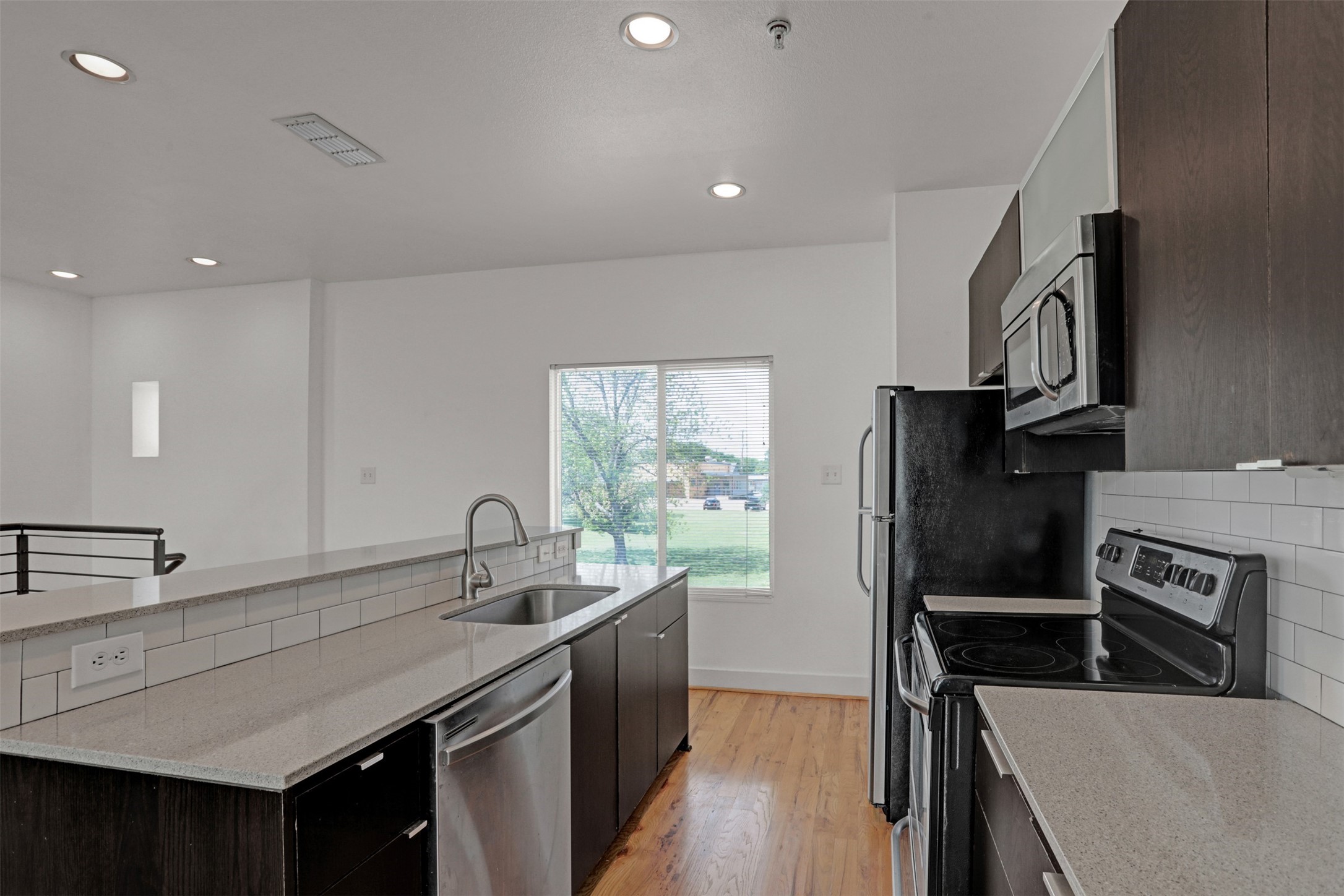 111 N Merrill Avenue Duncanville TX 75116