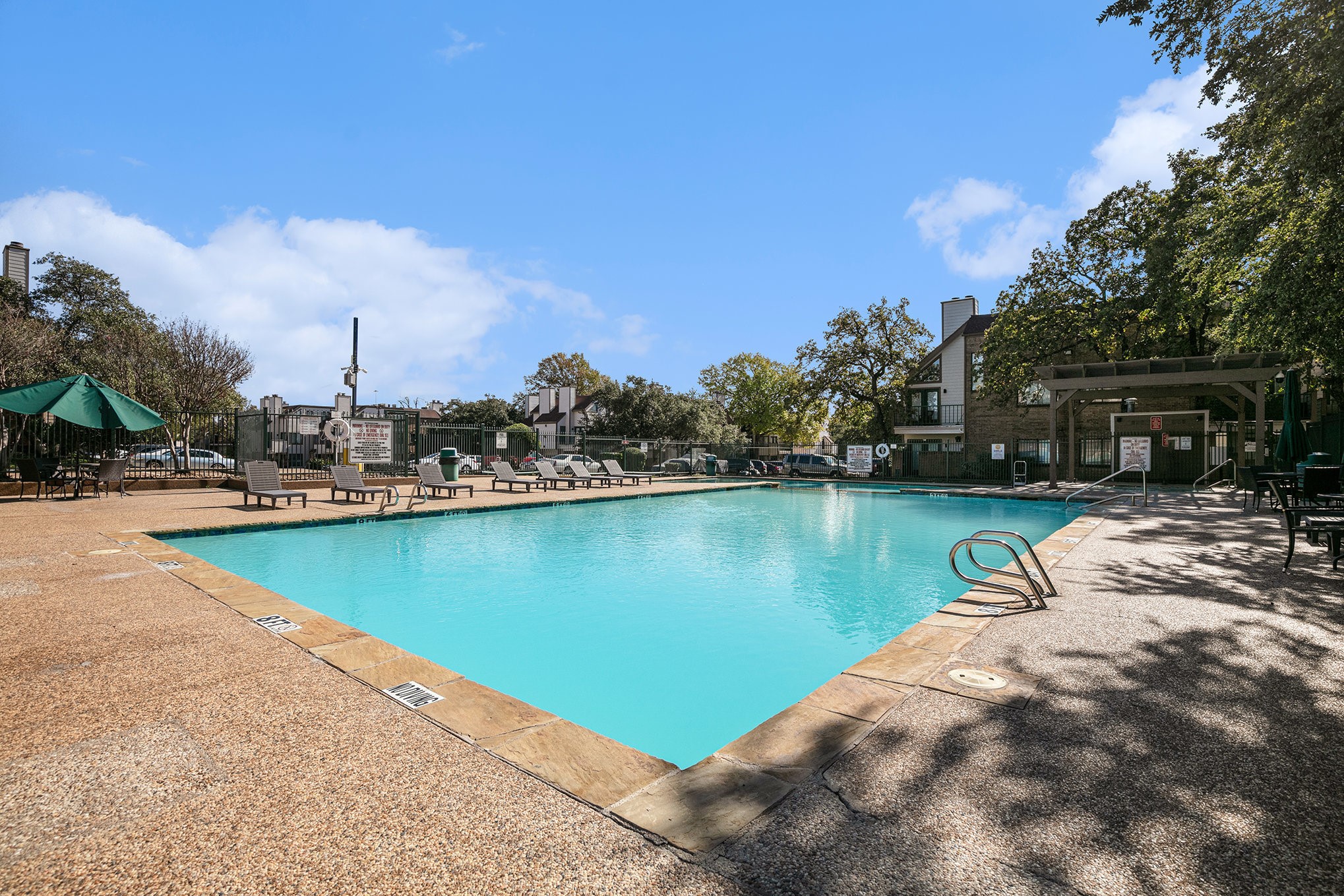 2311 Balsam Drive Arlington TX 76006