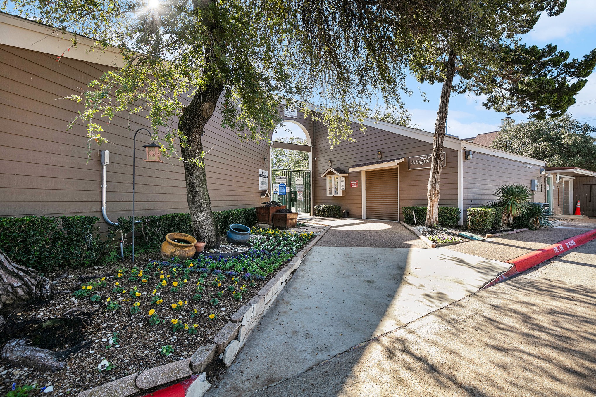 2311 Balsam Drive Arlington TX 76006
